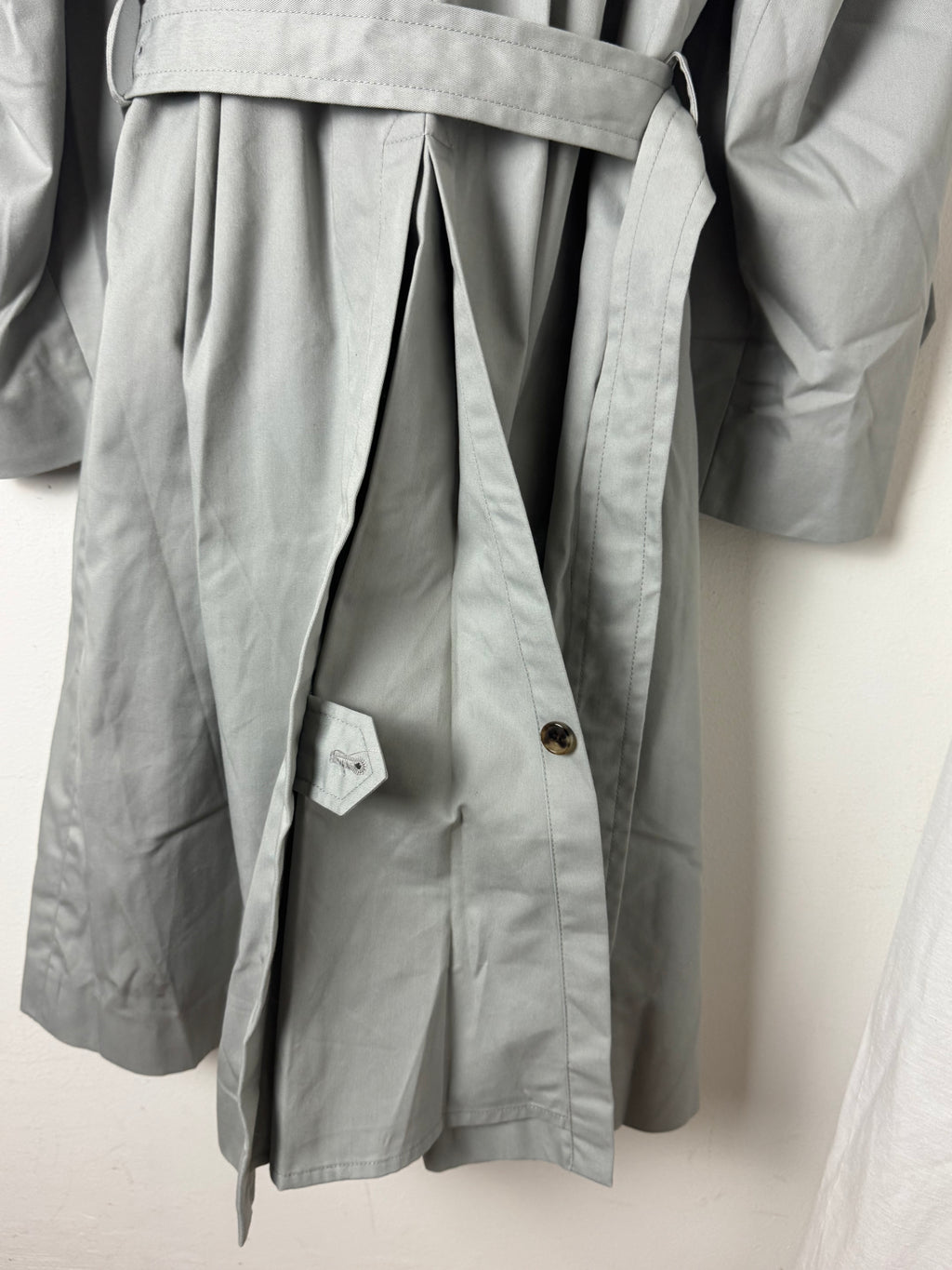 SS2018 Runway Pleated Trenchcoat Grey
