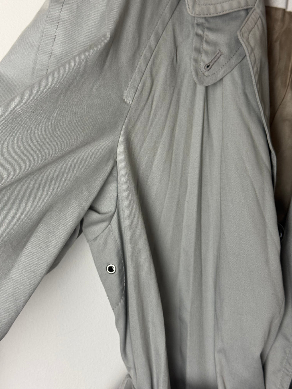 SS2018 Runway Pleated Trenchcoat Grey