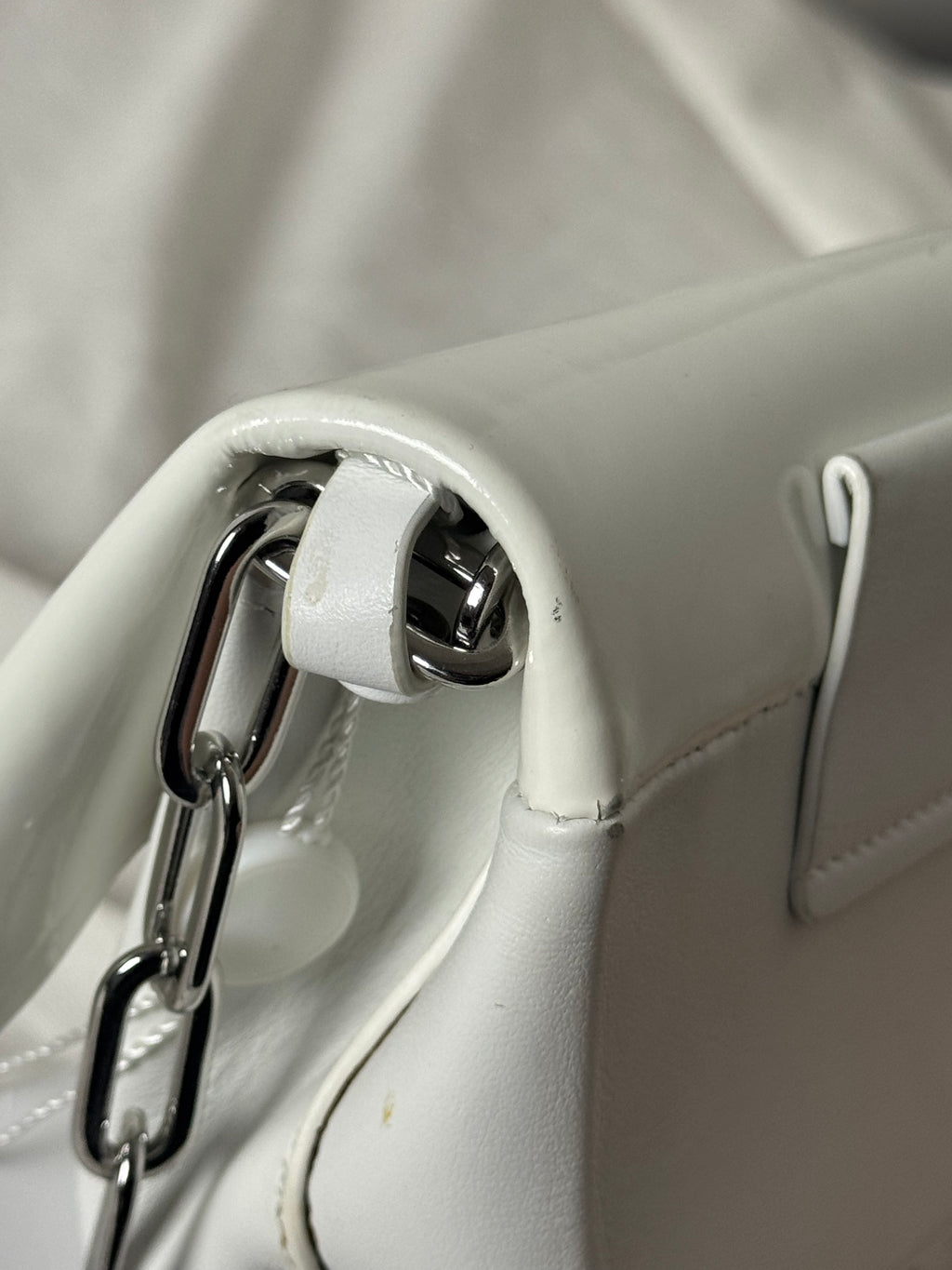 Snatched Small Shoulder Bag White