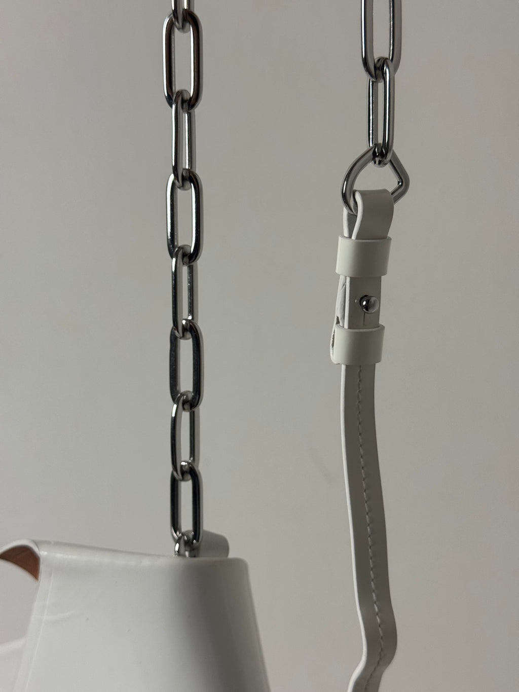 Snatched Small Shoulder Bag White