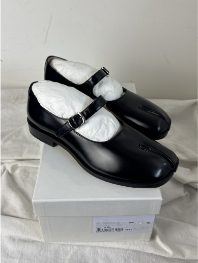 Tabi Mary Jane Chasseurs Black