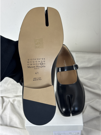 Tabi Mary Jane Chasseurs Black