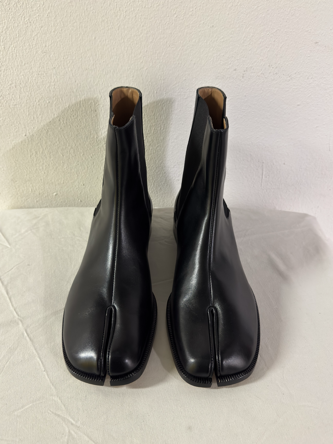 Tabi Chelsea Boots Black