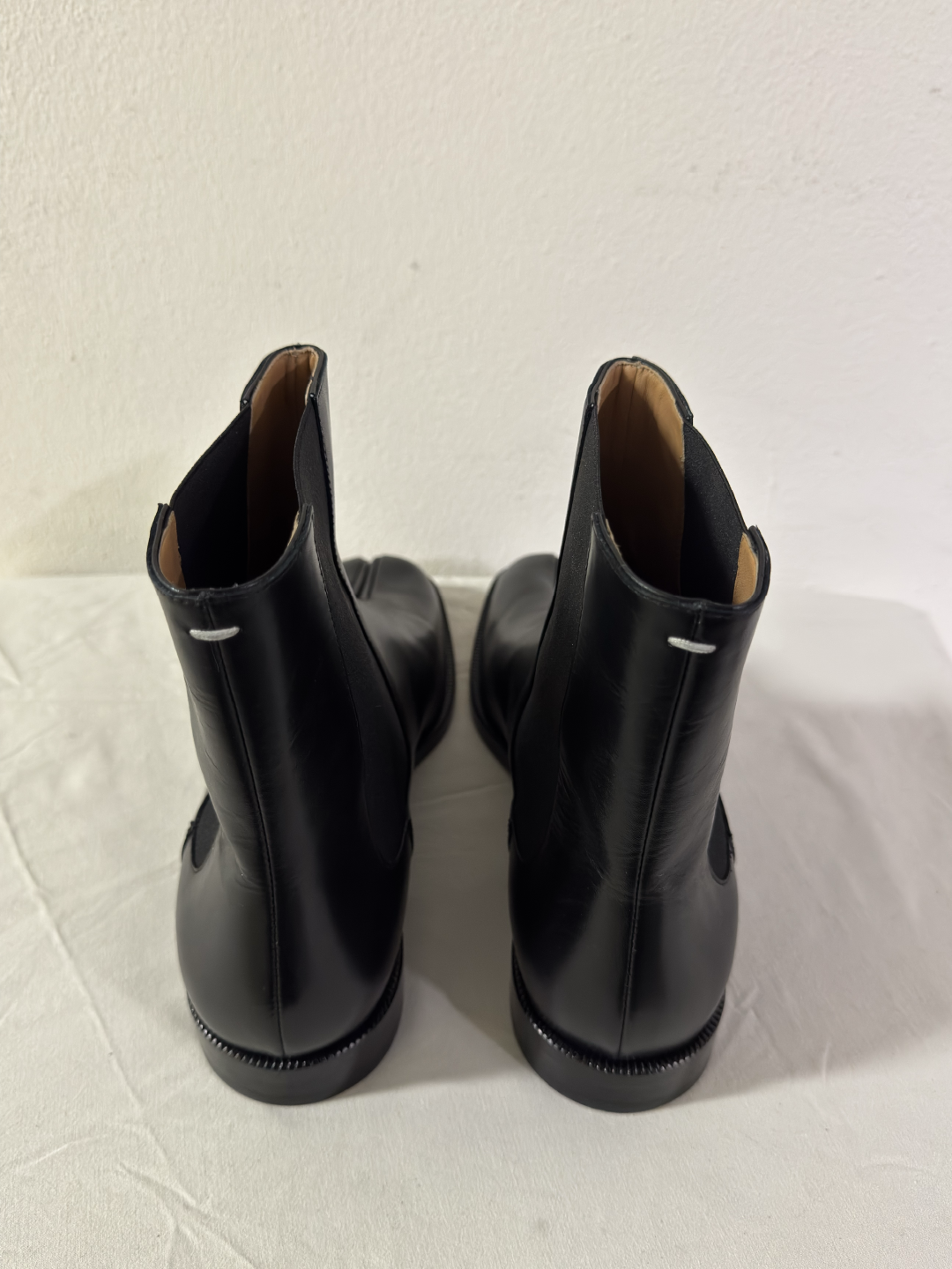 Tabi Chelsea Boots Black