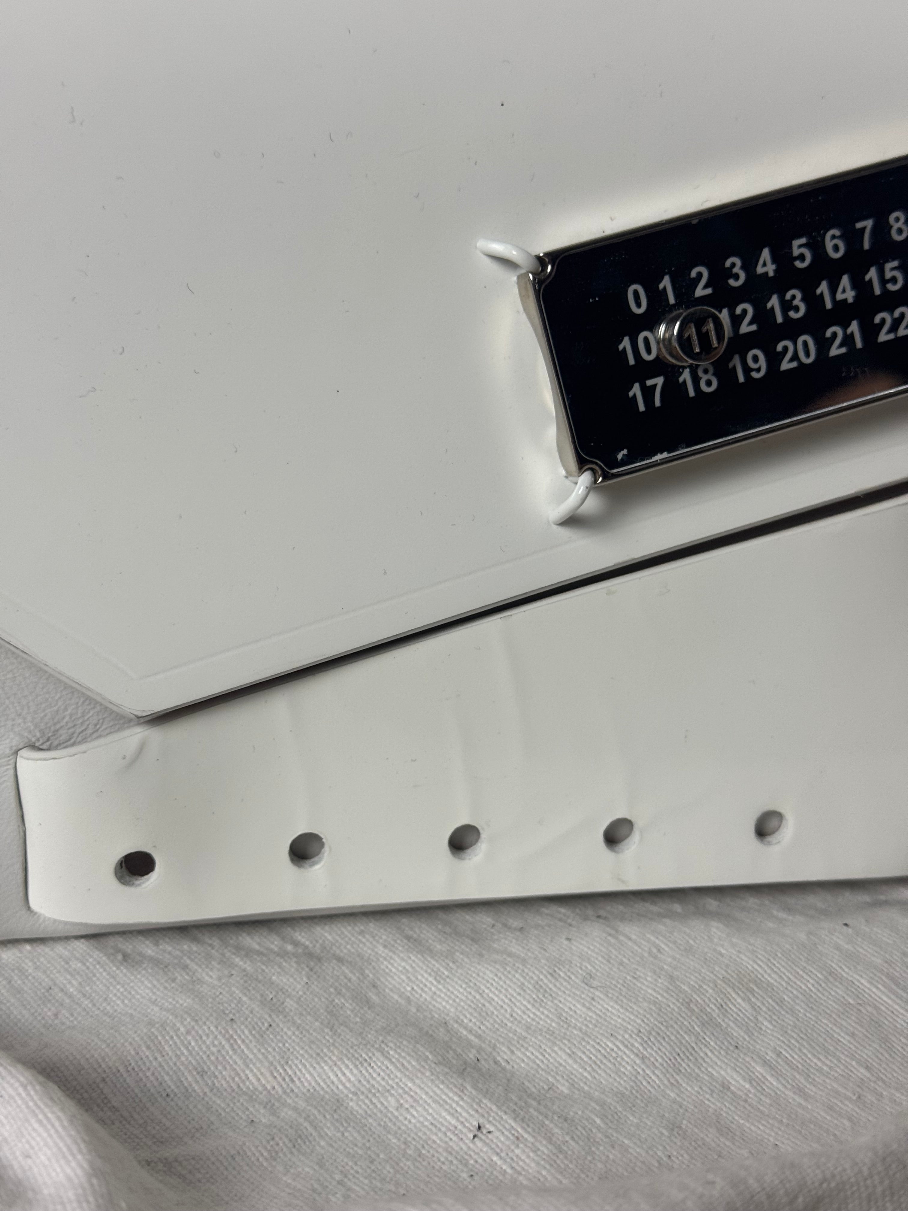 Snatched Small Shoulder Bag White
