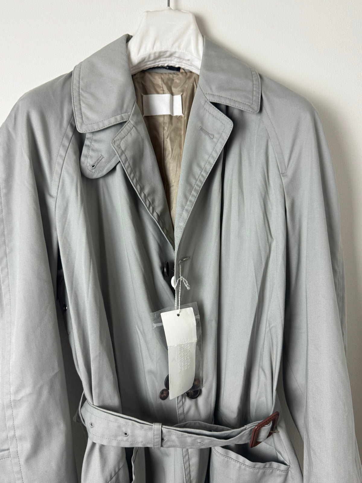 SS2018 Runway Pleated Trenchcoat Grey