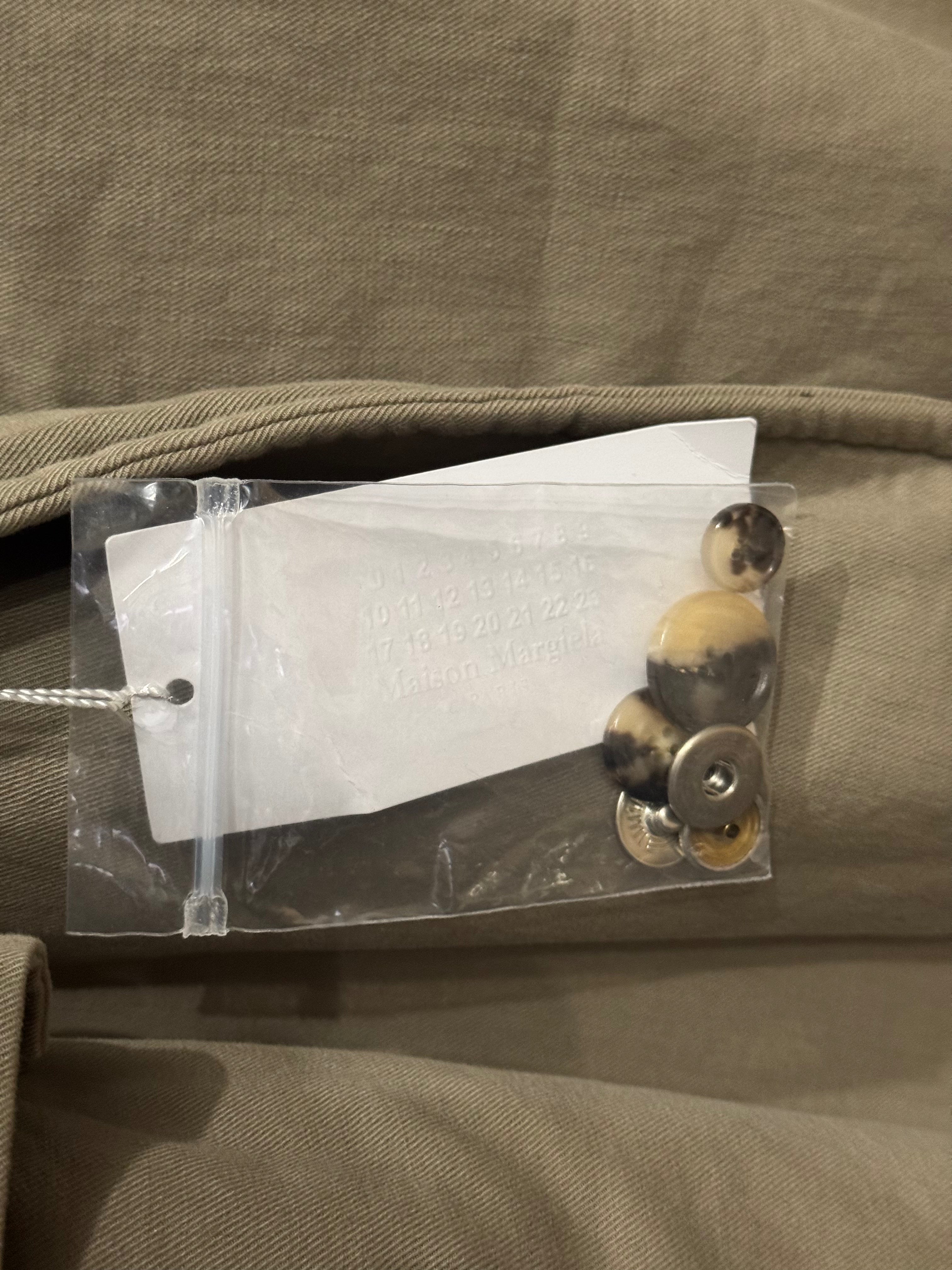 SS2021 Runway Reversible Deconstructed Military Trench Olive Green