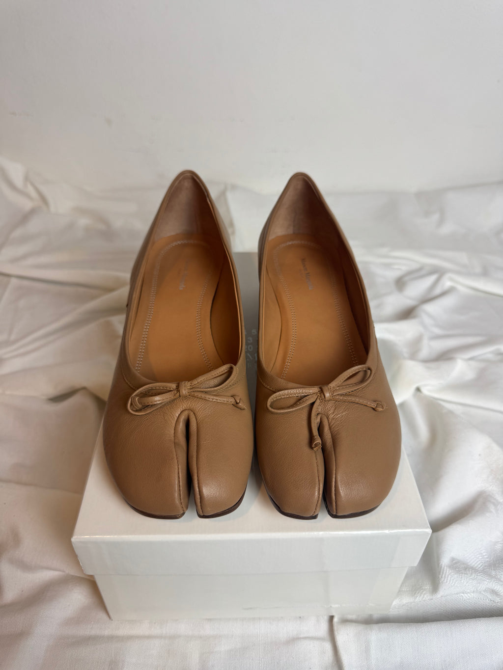 Tabi Ballet Pumps Brown
