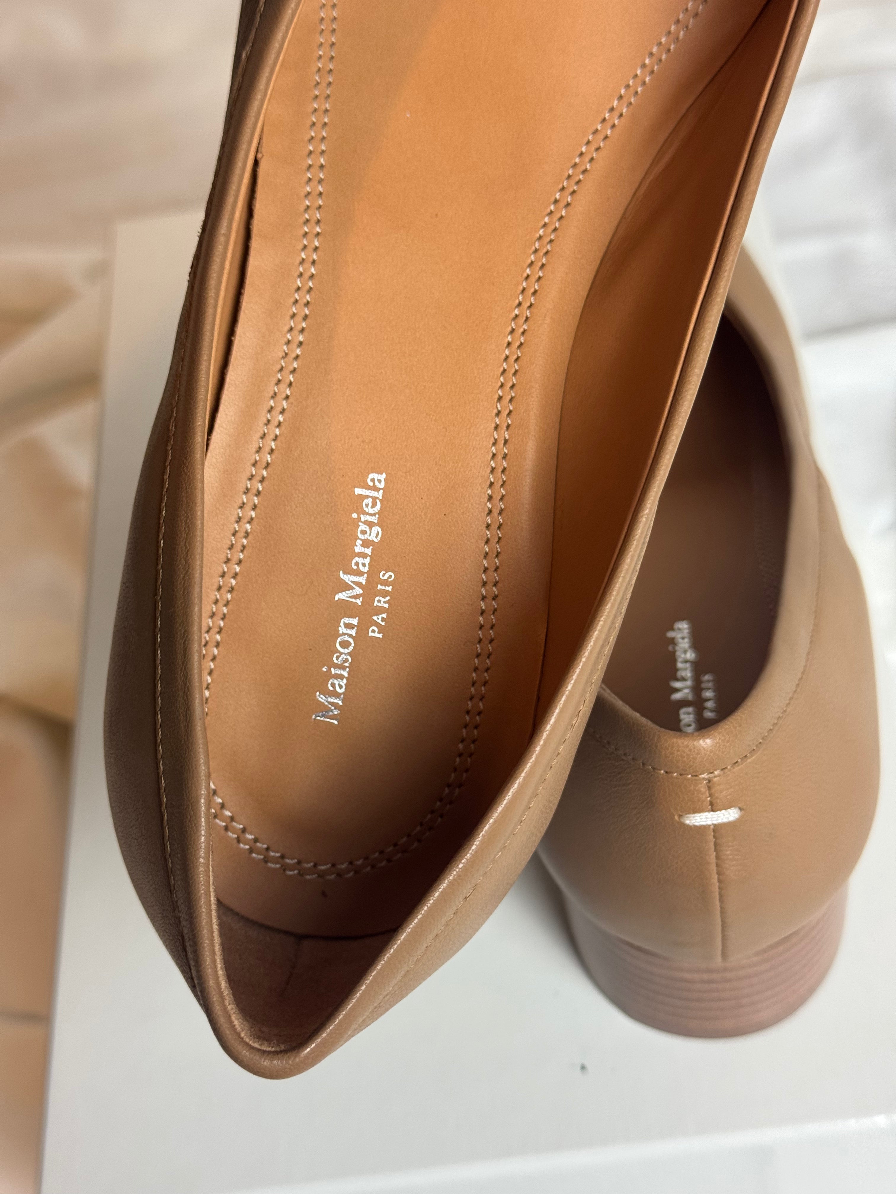Tabi Ballet Pumps Brown