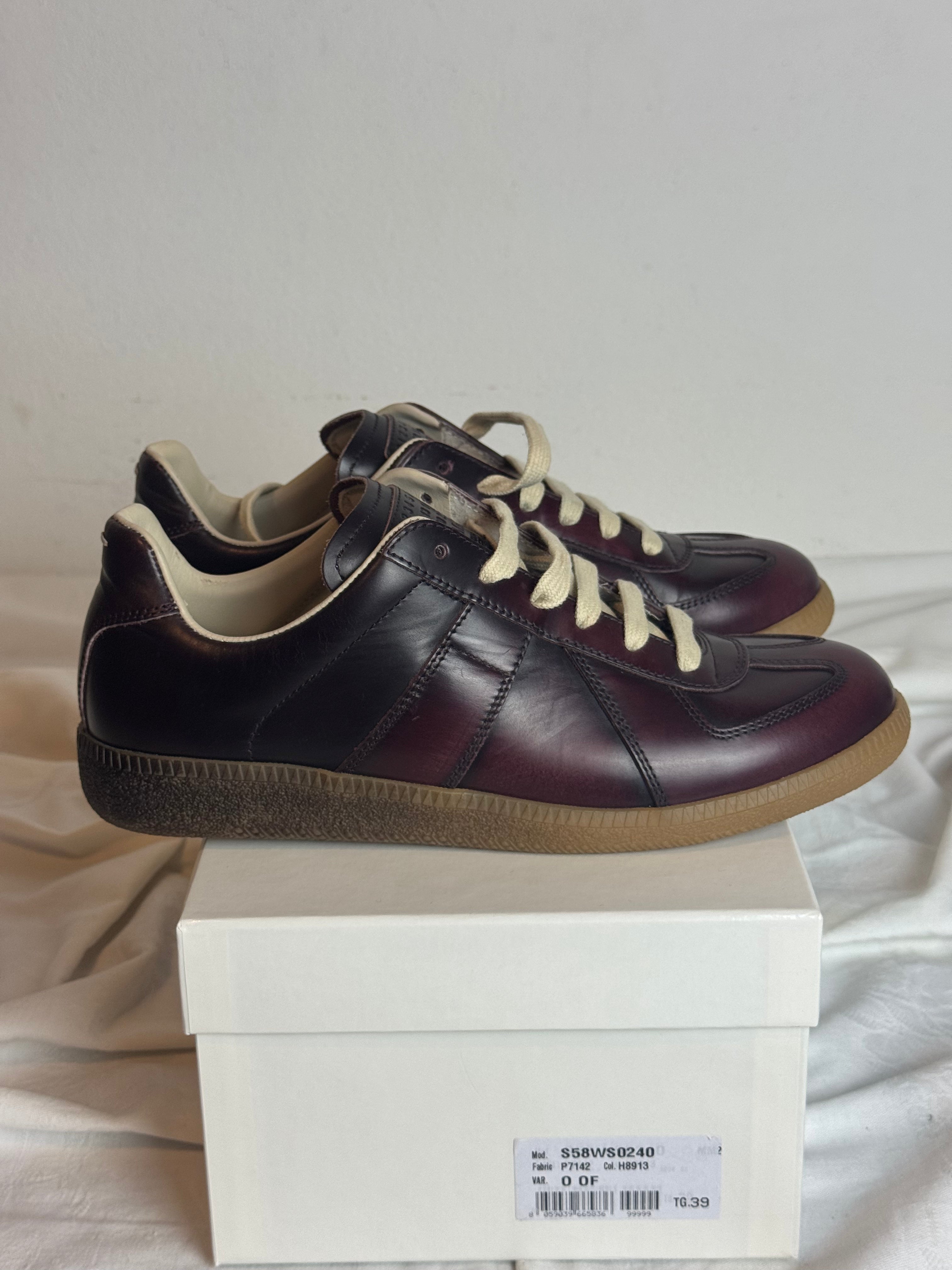 REPLICA GAT Low-Top Sneakers Red / Gum  *SAMPLE*