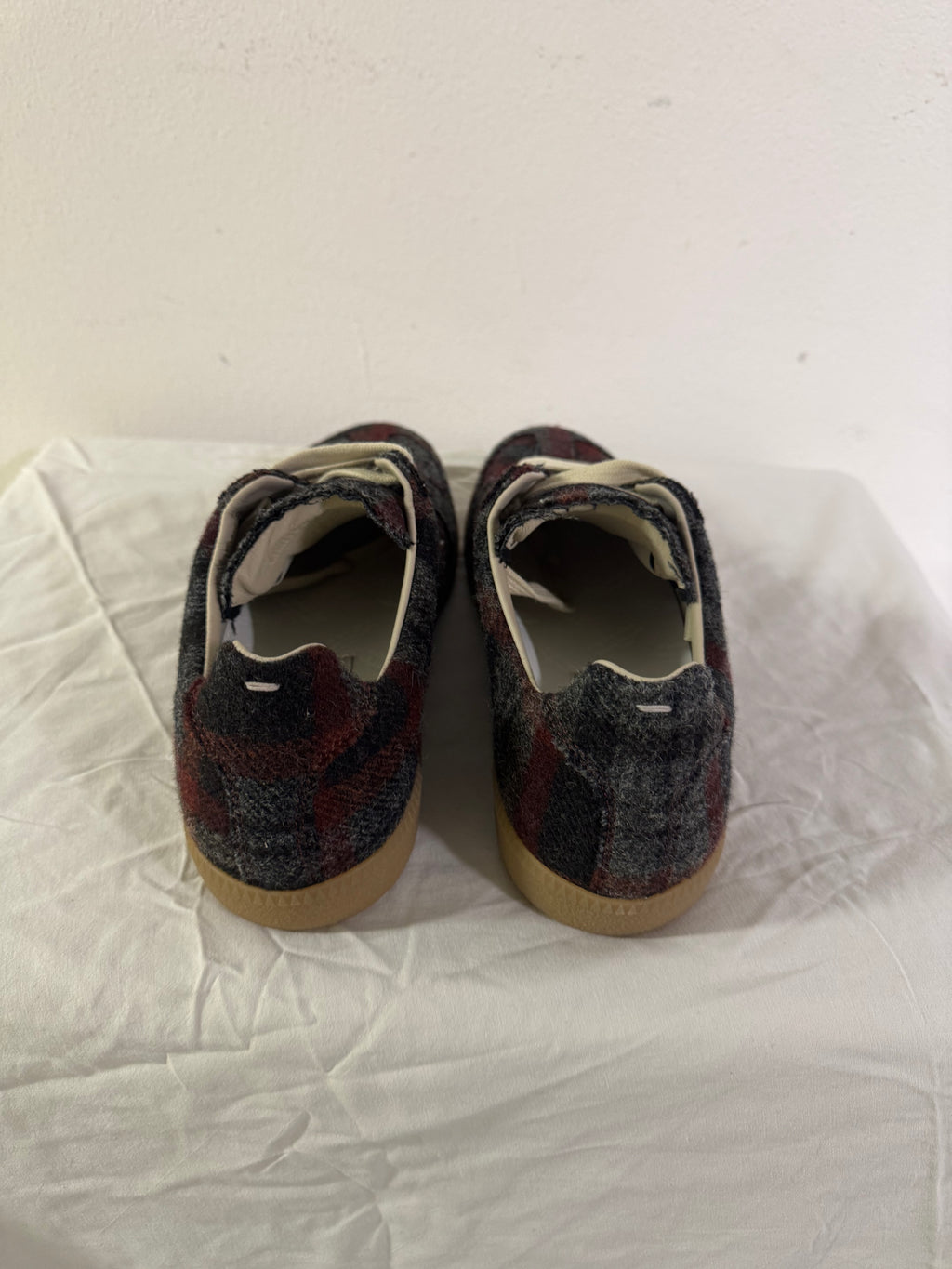 REPLICA GAT Low-Top Sneakers Wool / Gum  *SAMPLE*