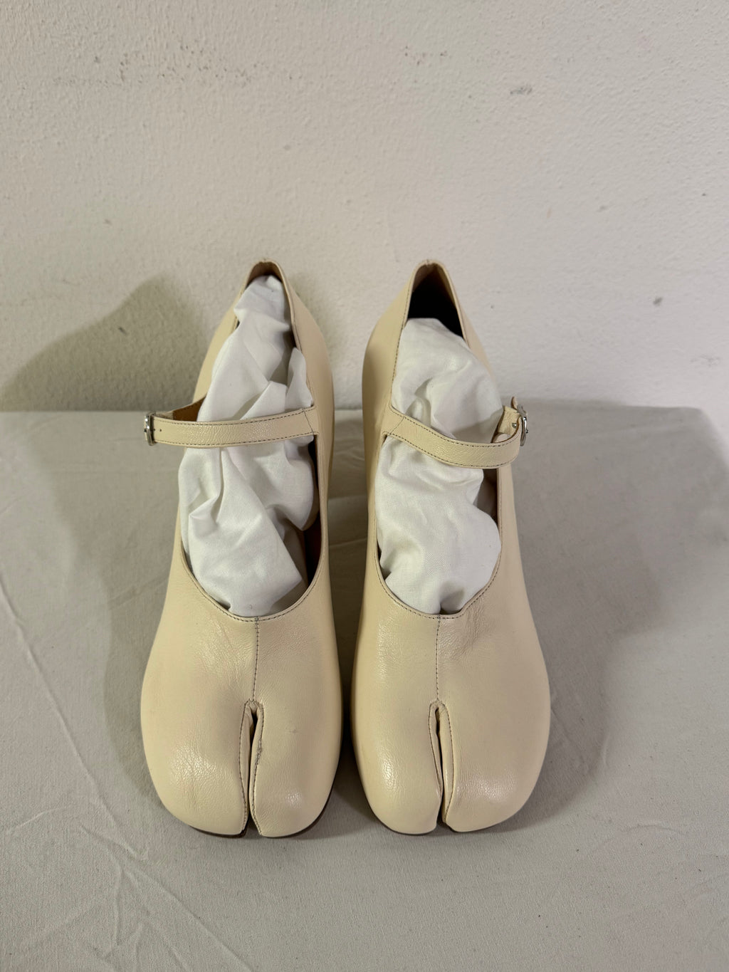Tabi Mary Jane Heels Cream
