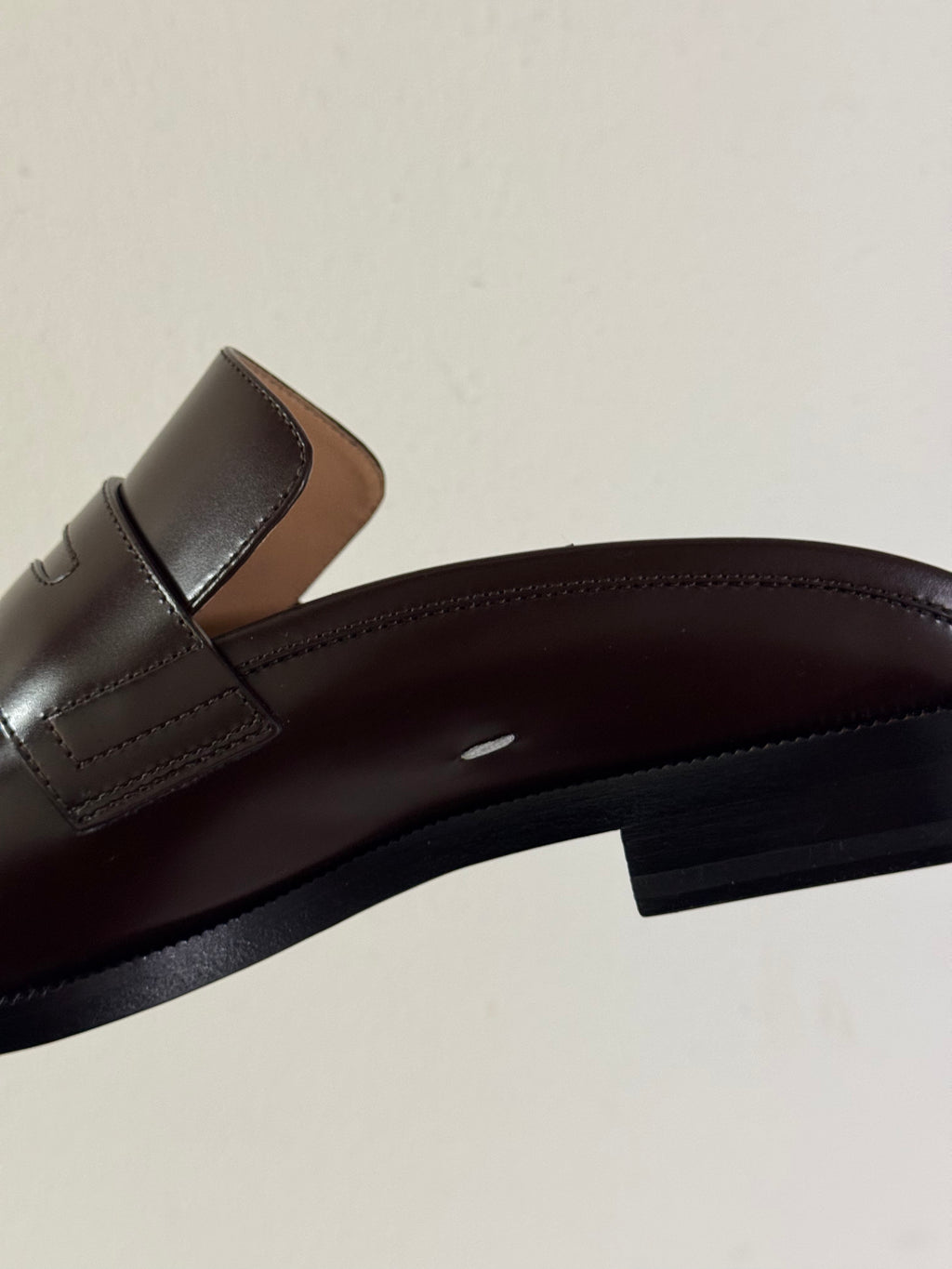 Tabi Classic Open Loafers Brown / Black