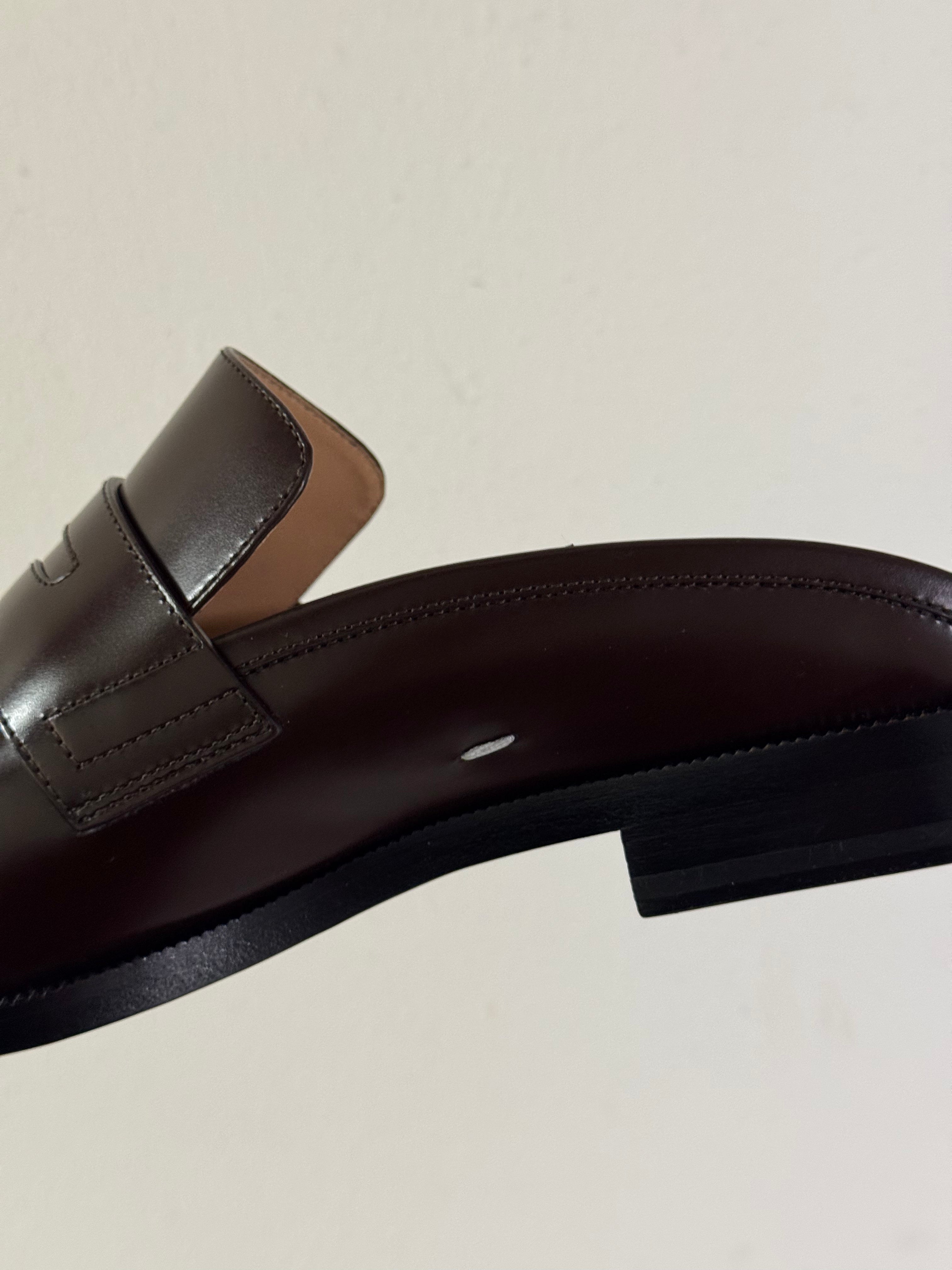 Tabi Classic Open Loafers Brown / Black