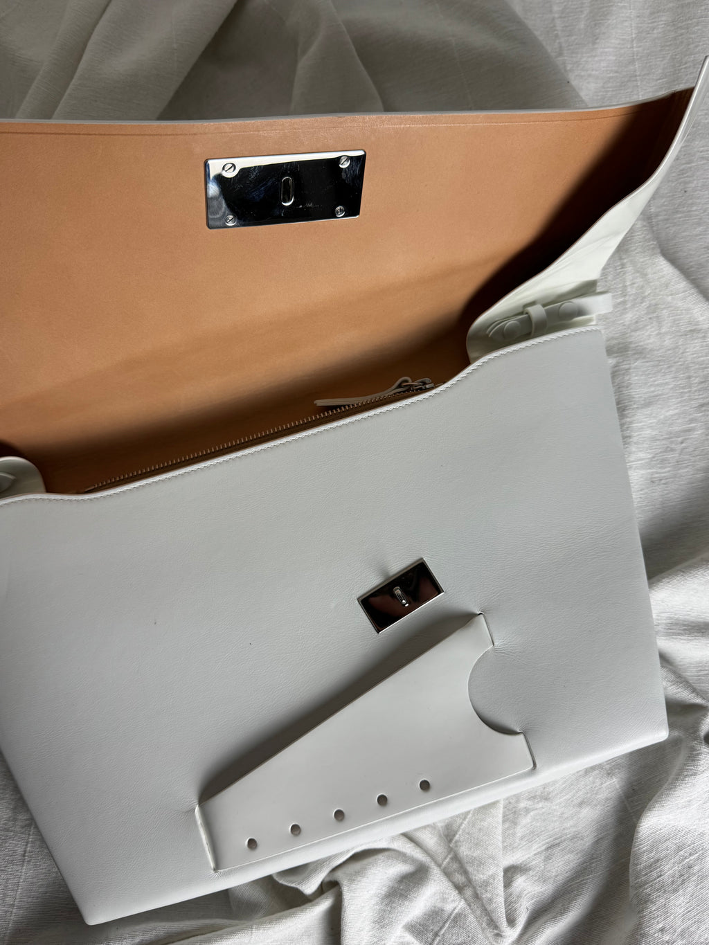 Snatched Large Shoulder Bag White