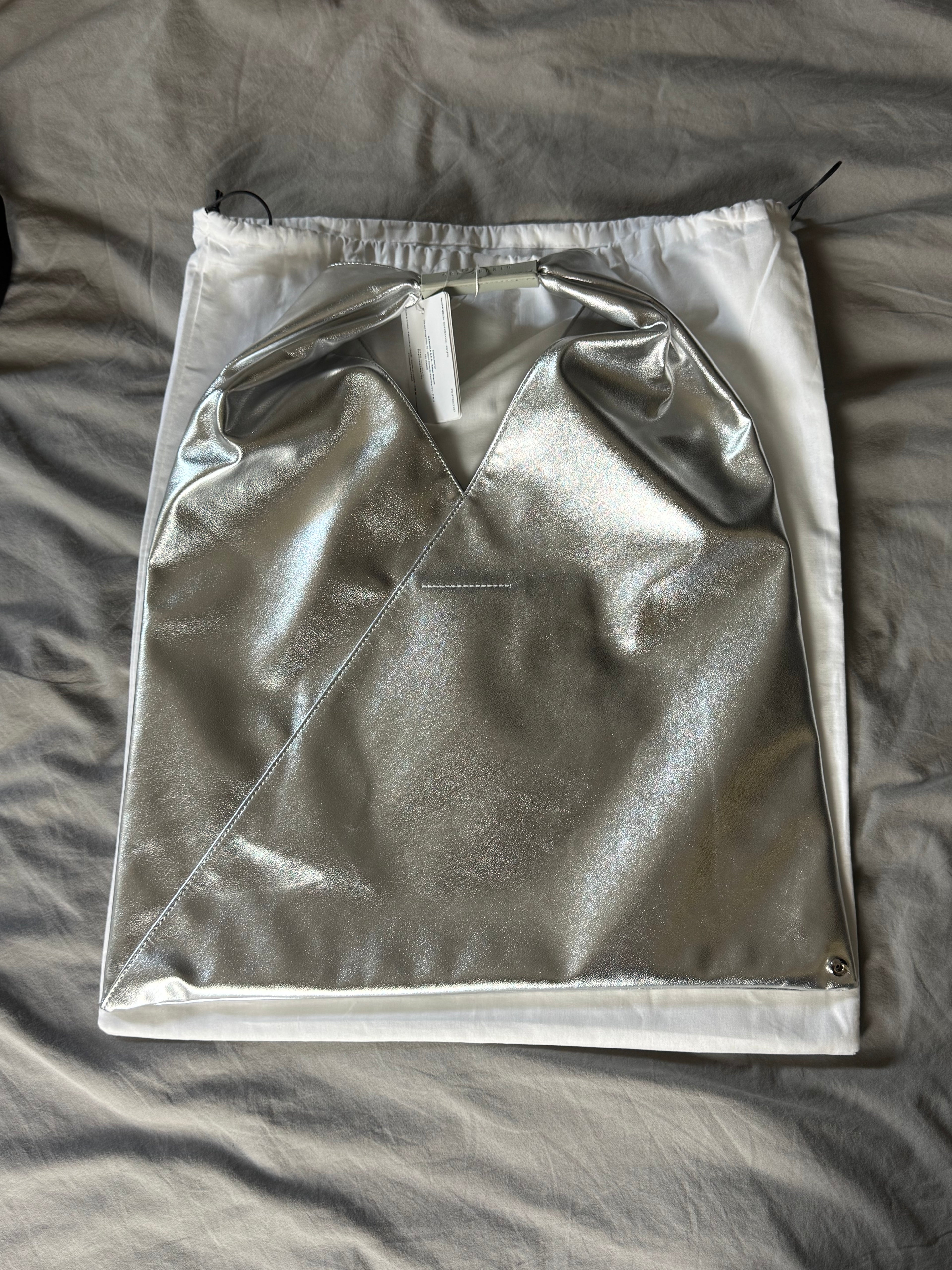 MM6 Japanese Classic Handbag Silver
