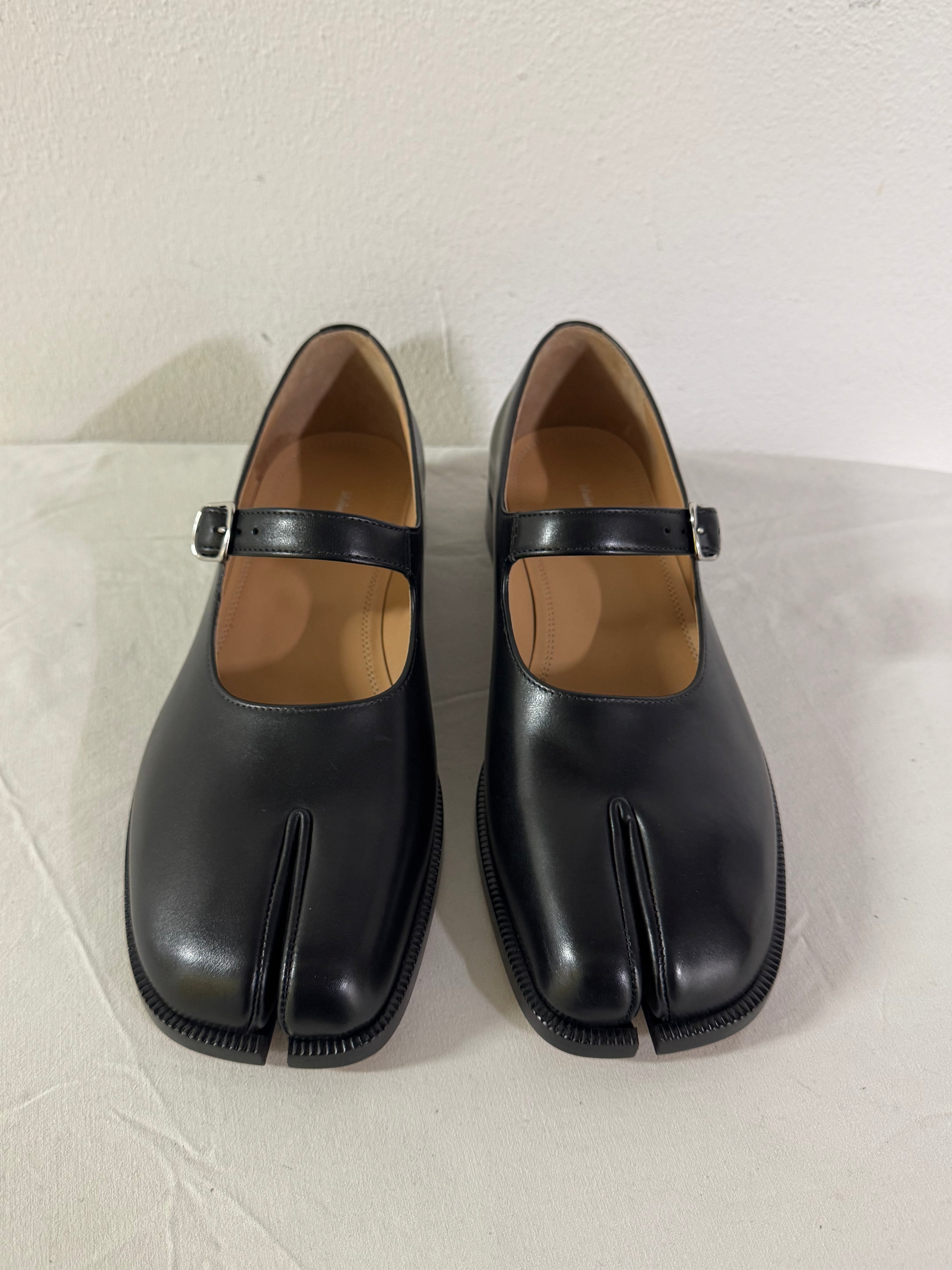 Tabi Mary Jane Chasseurs Black