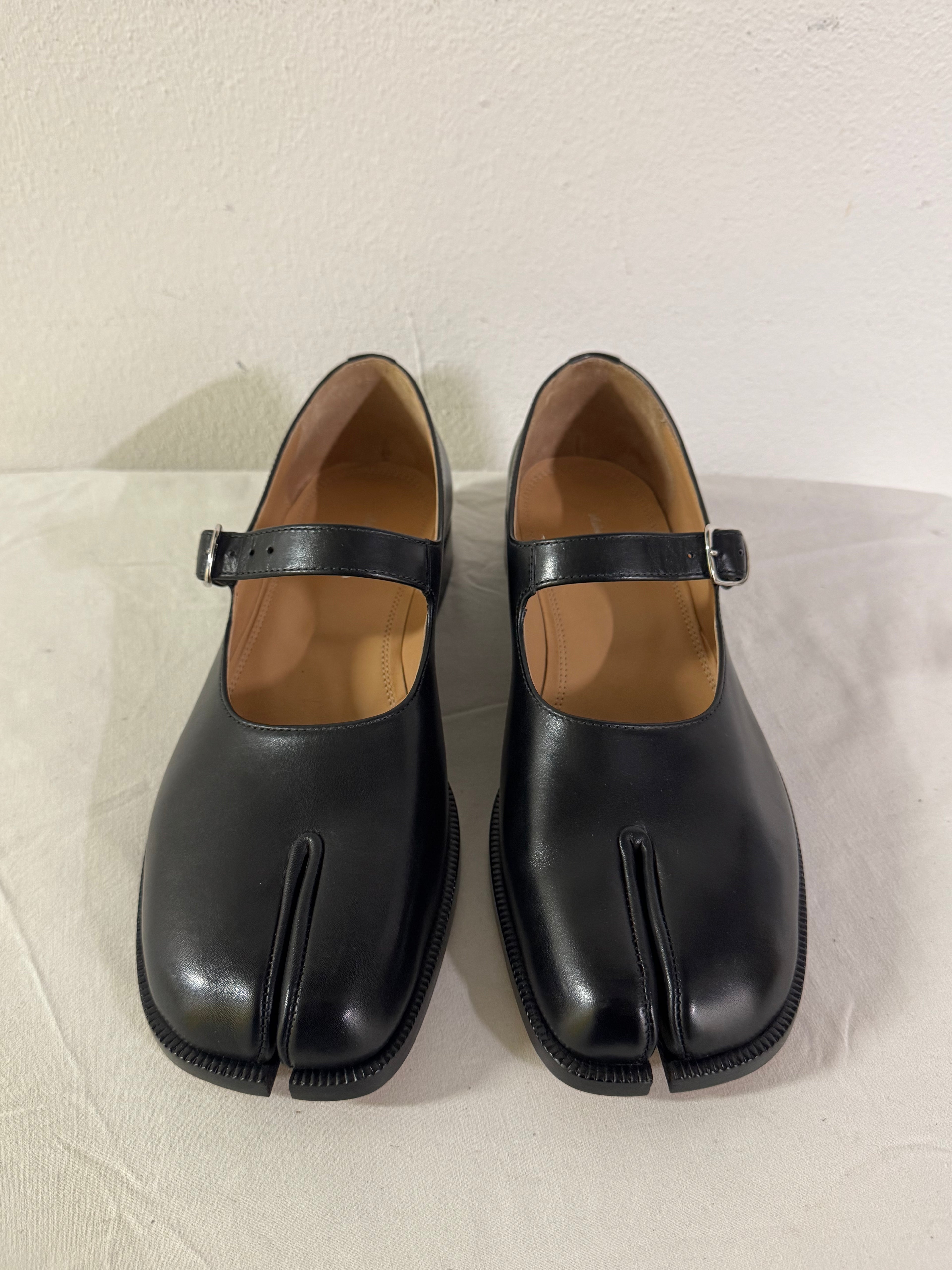 Tabi Mary Jane Chasseurs Black