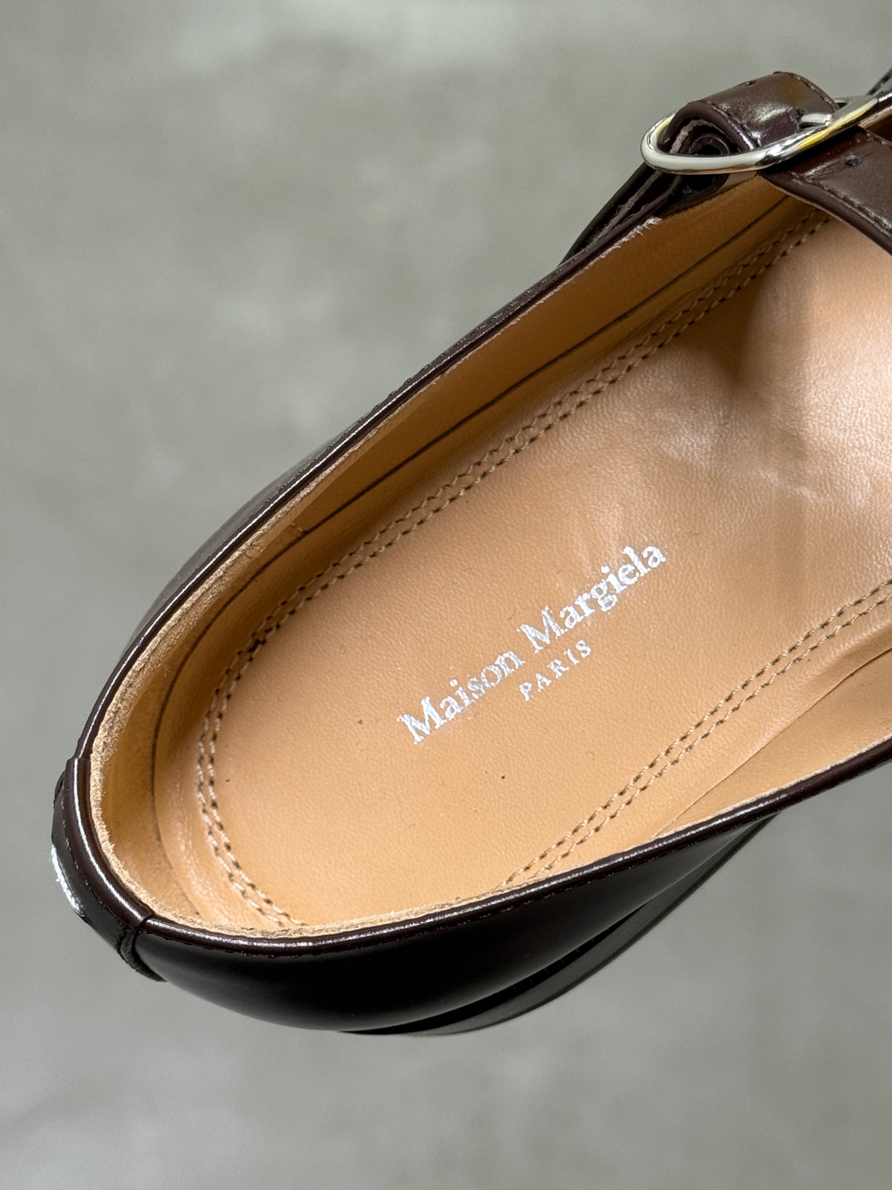 Tabi Mary Jane Chasseurs Brown / Black