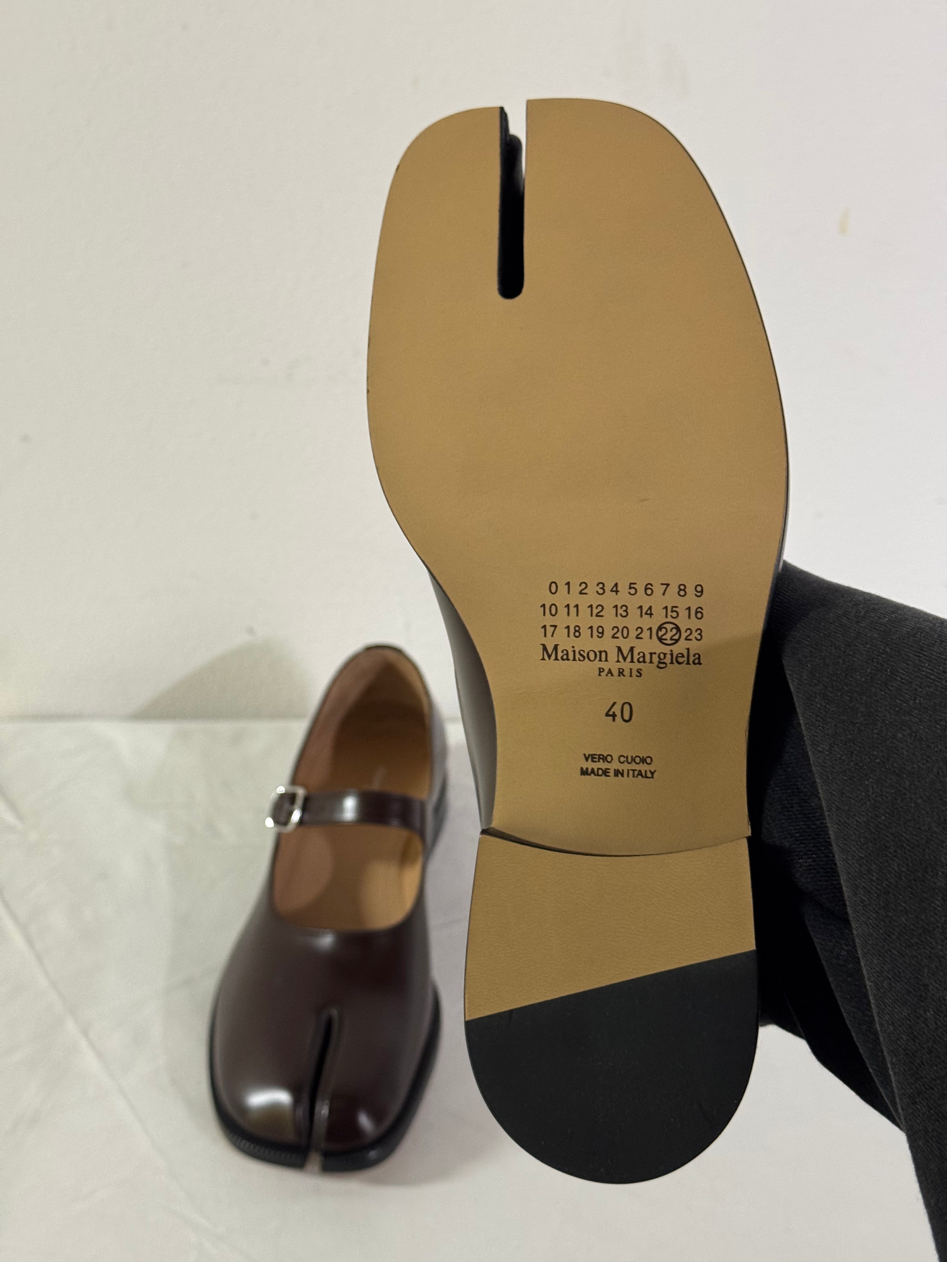 Tabi Mary Jane Chasseurs Brown / Black