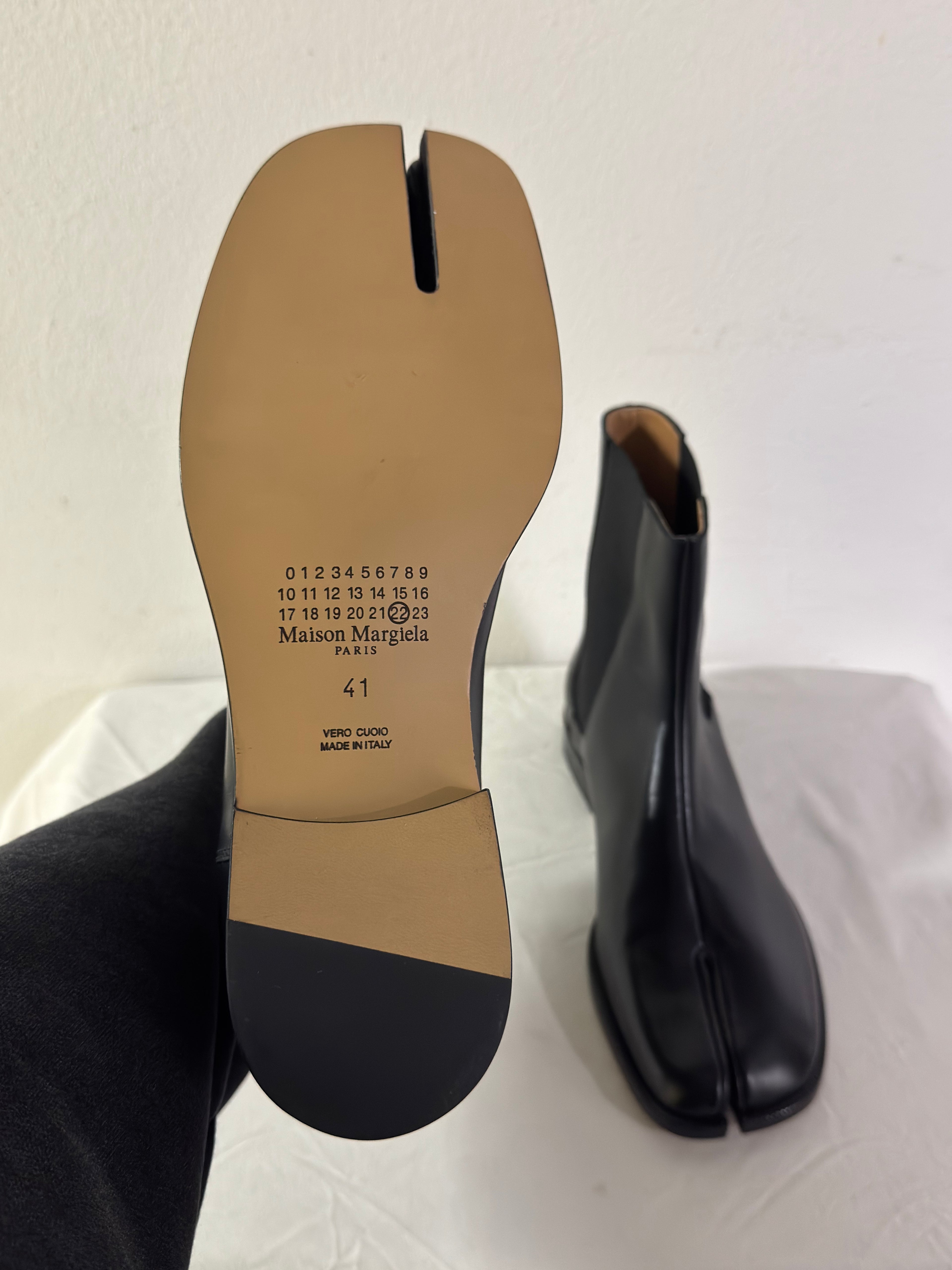 Tabi Chelsea Boots Black