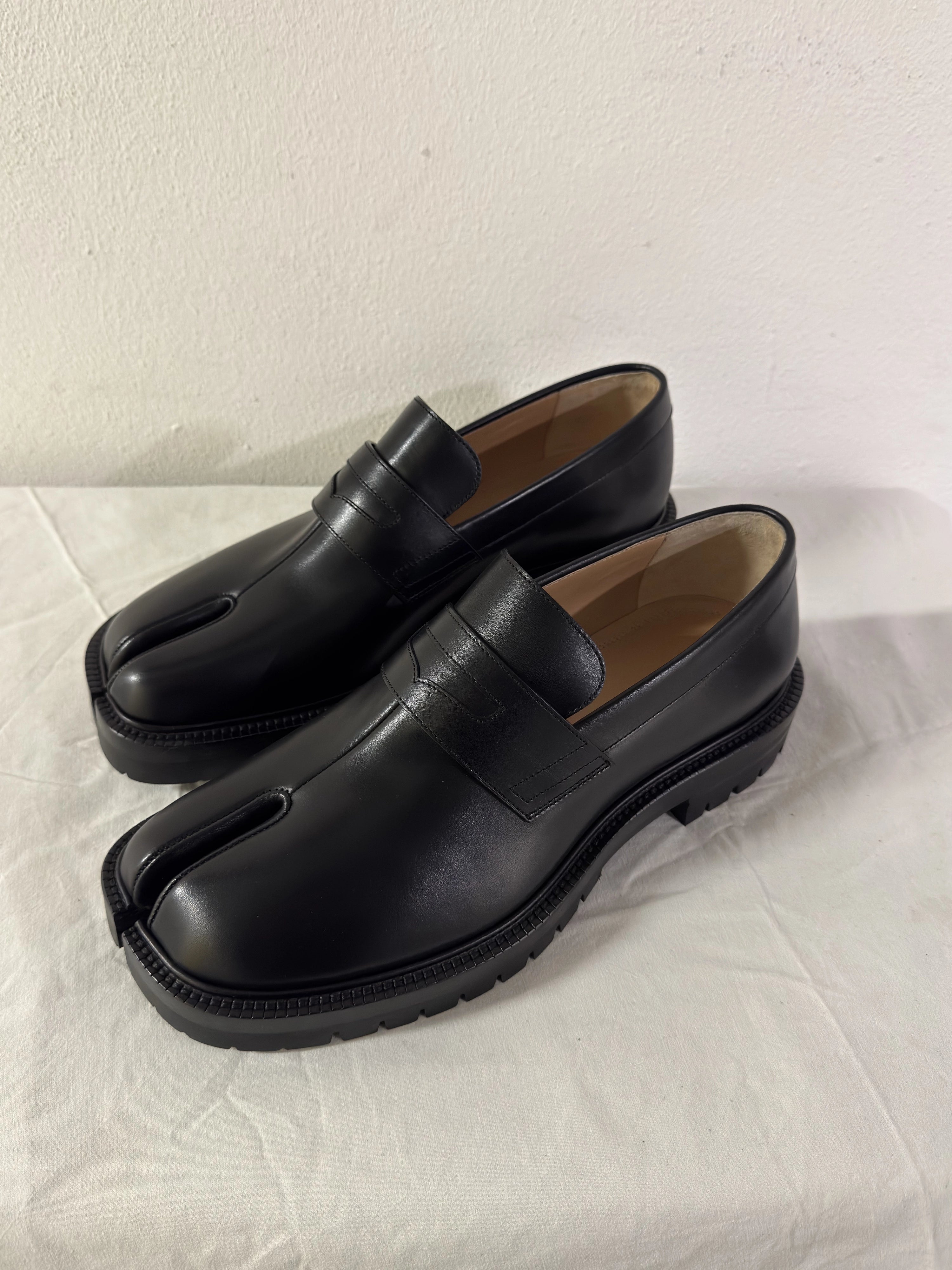 Tabi Platform Loafers Black
