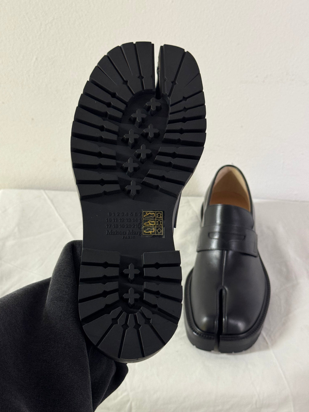 Tabi Platform Loafers Black