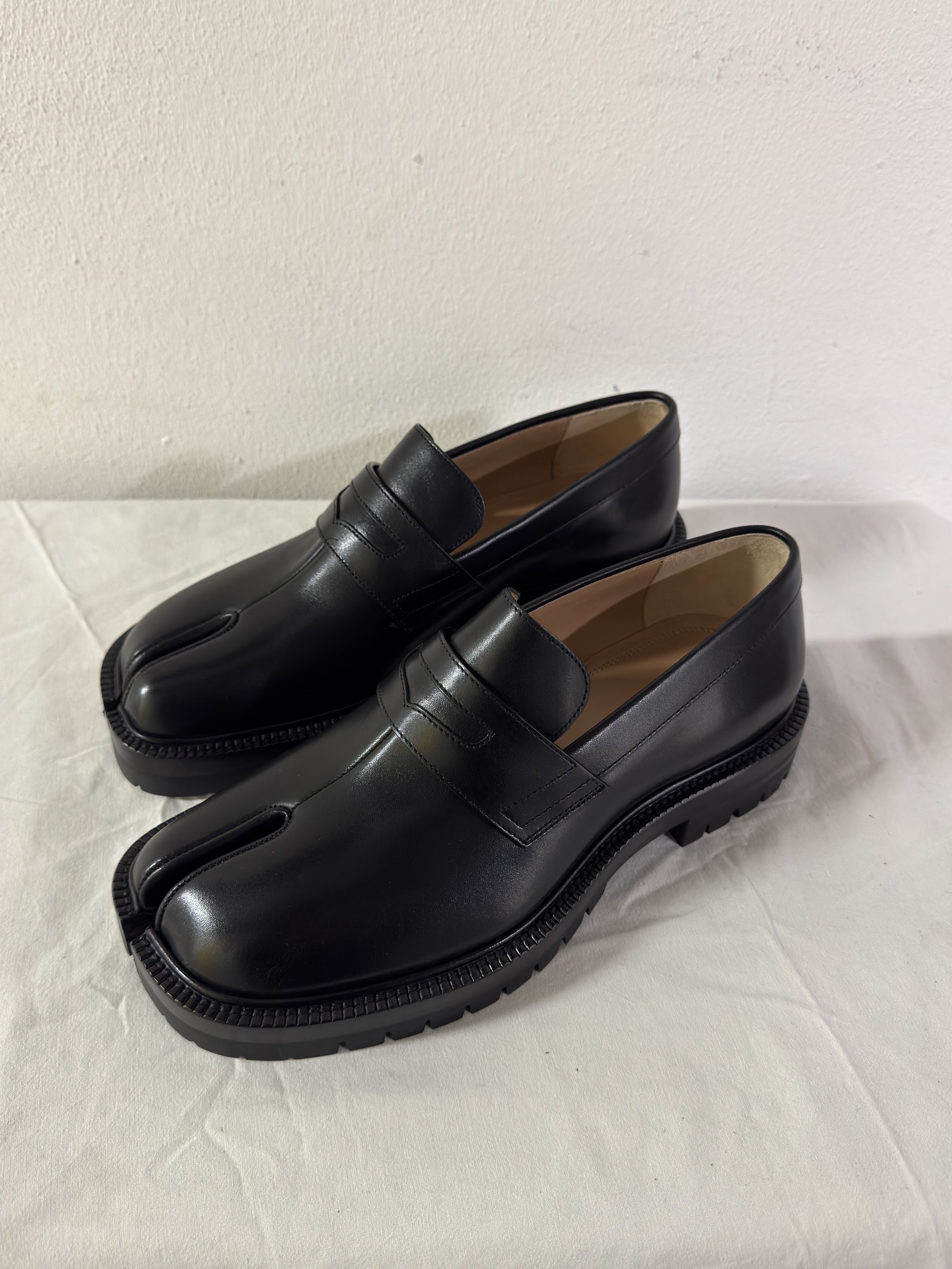 Tabi Platform Loafers Black