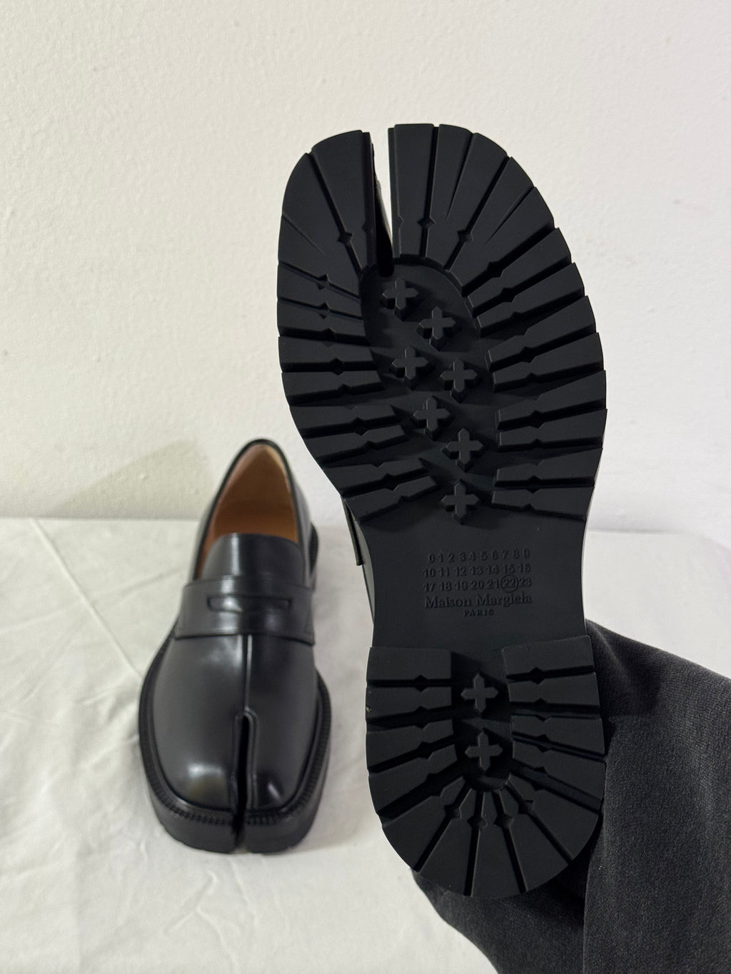 Tabi Platform Loafers Black