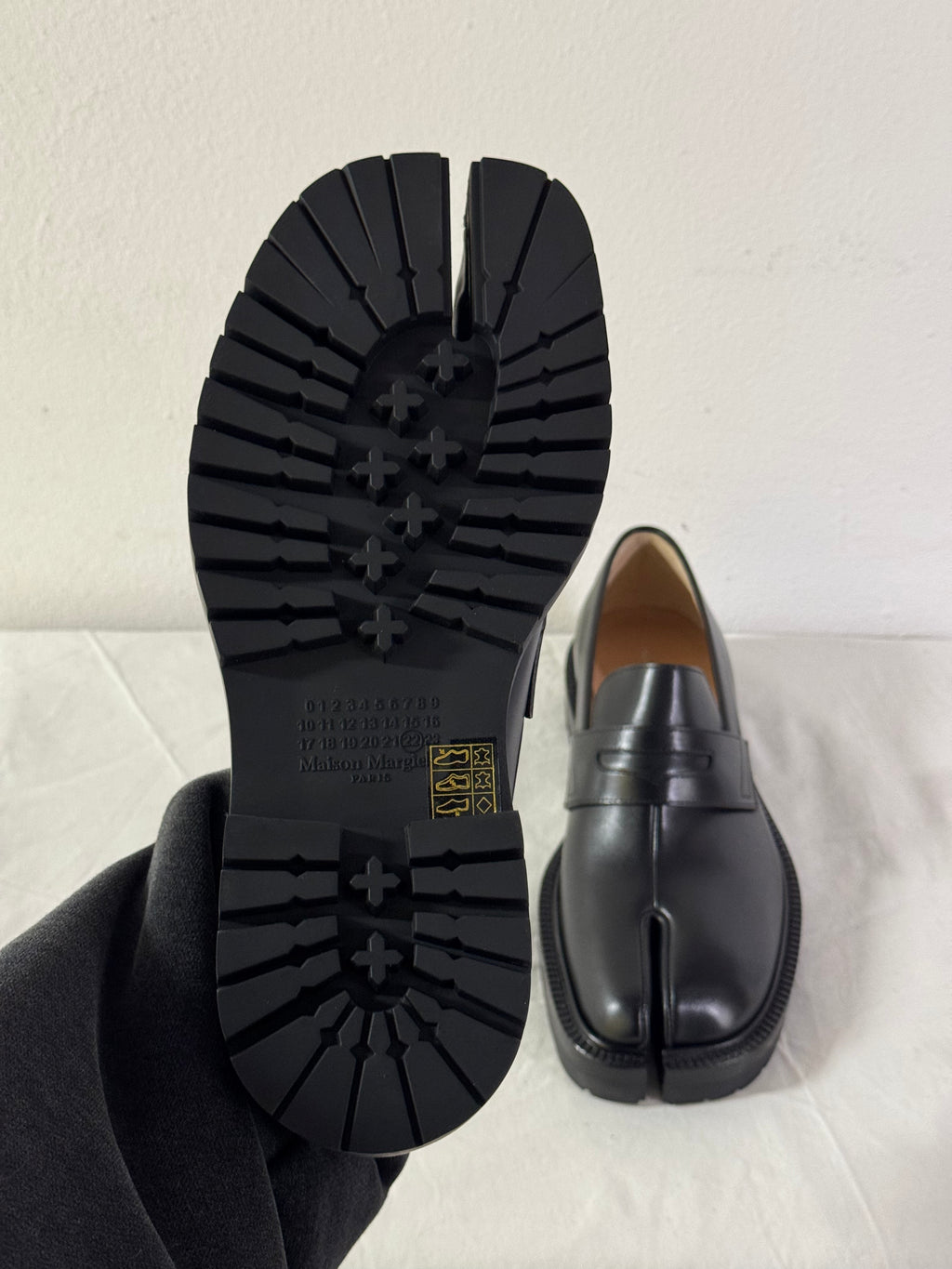 Tabi Platform Loafers Black