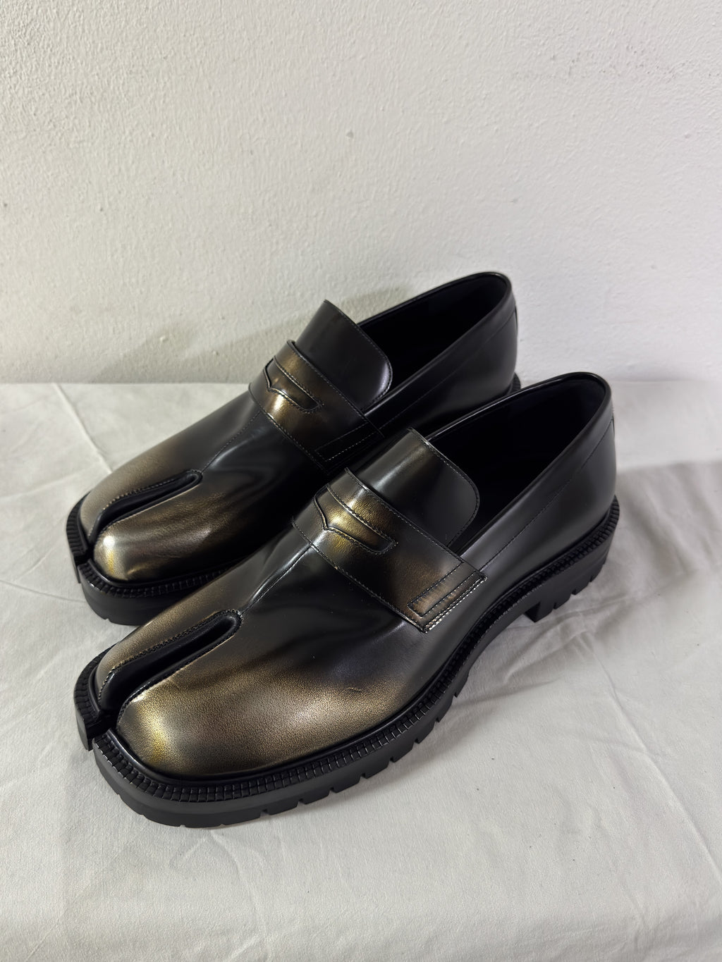 Tabi Platform Loafers Metallic / Black