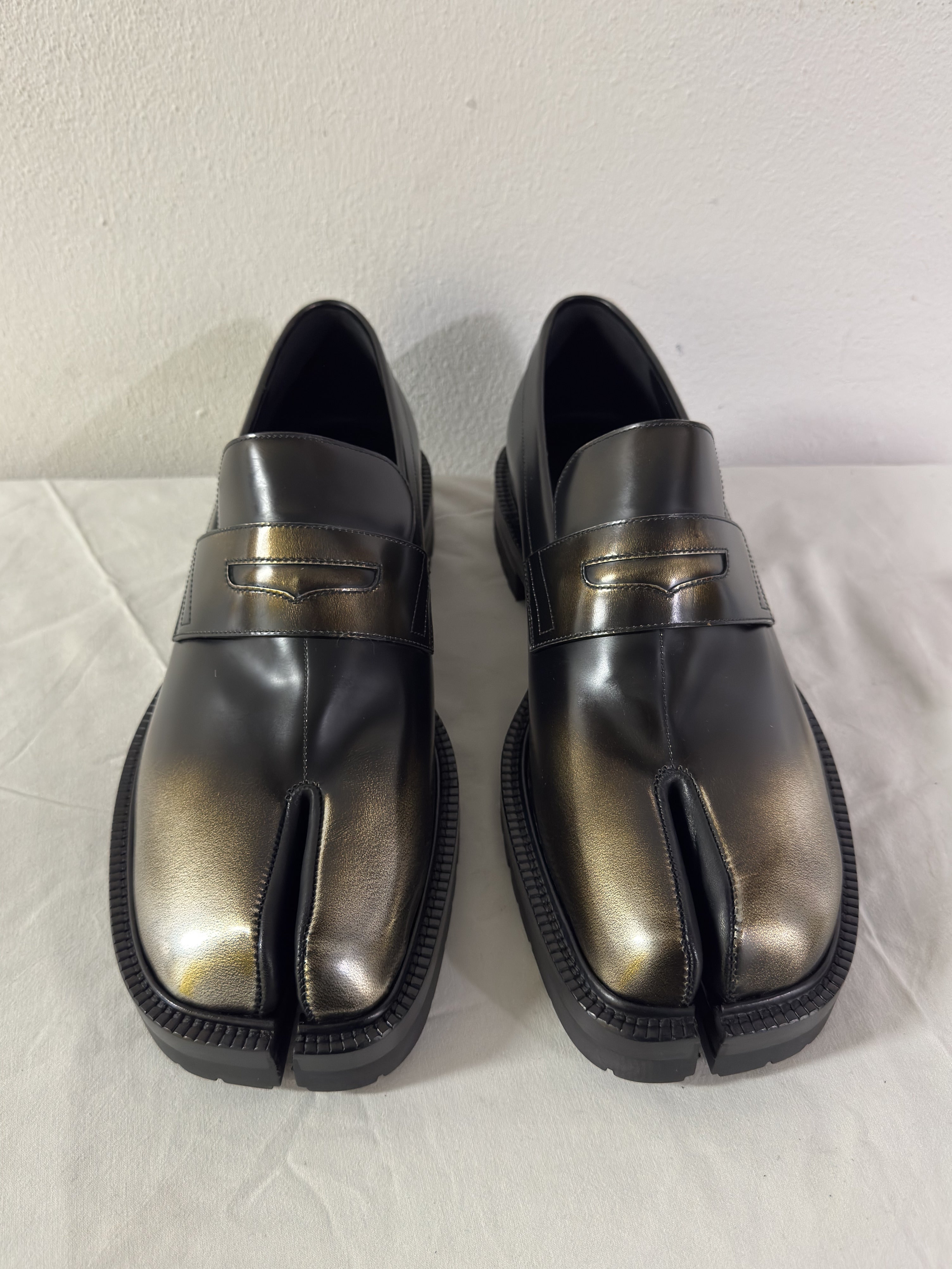 Tabi Platform Loafers Metallic / Black