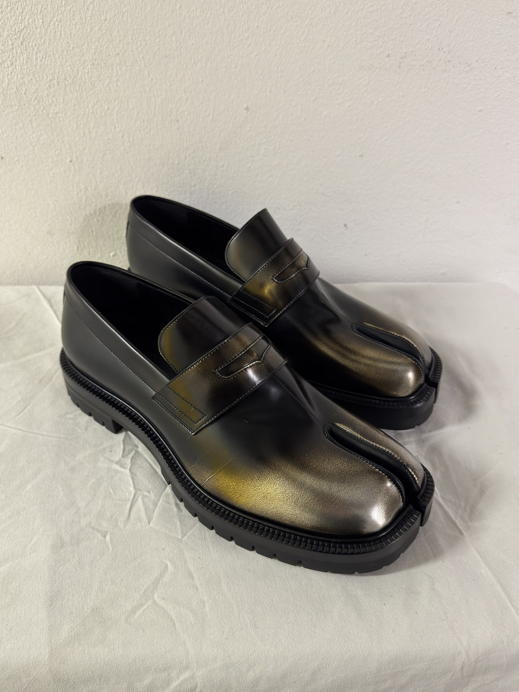 Tabi Platform Loafers Metallic / Black