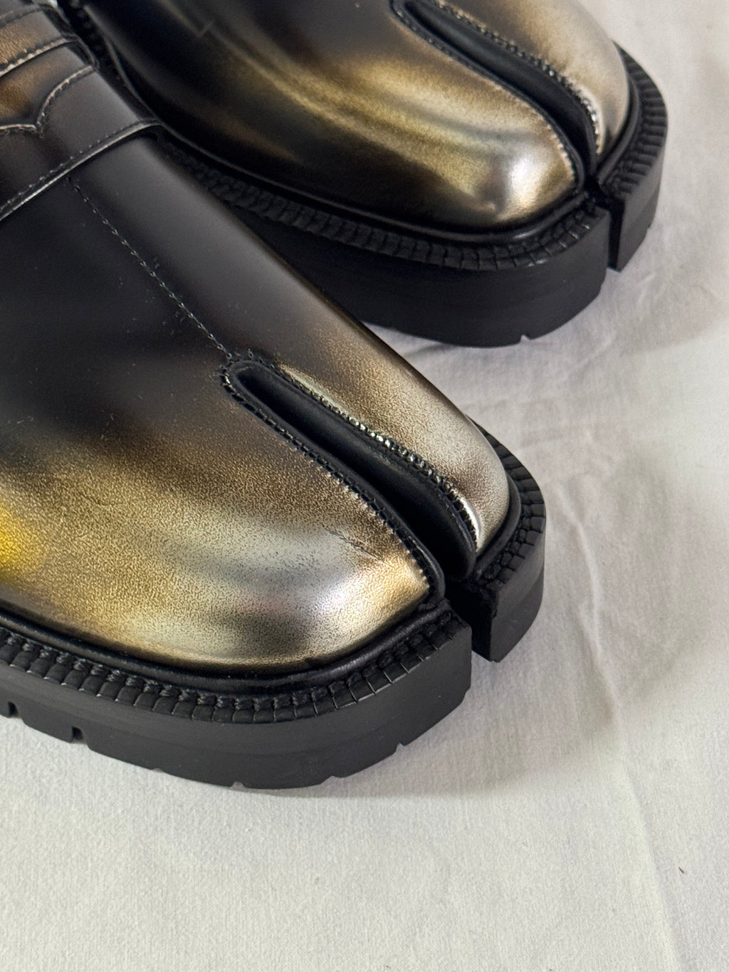 Tabi Platform Loafers Metallic / Black