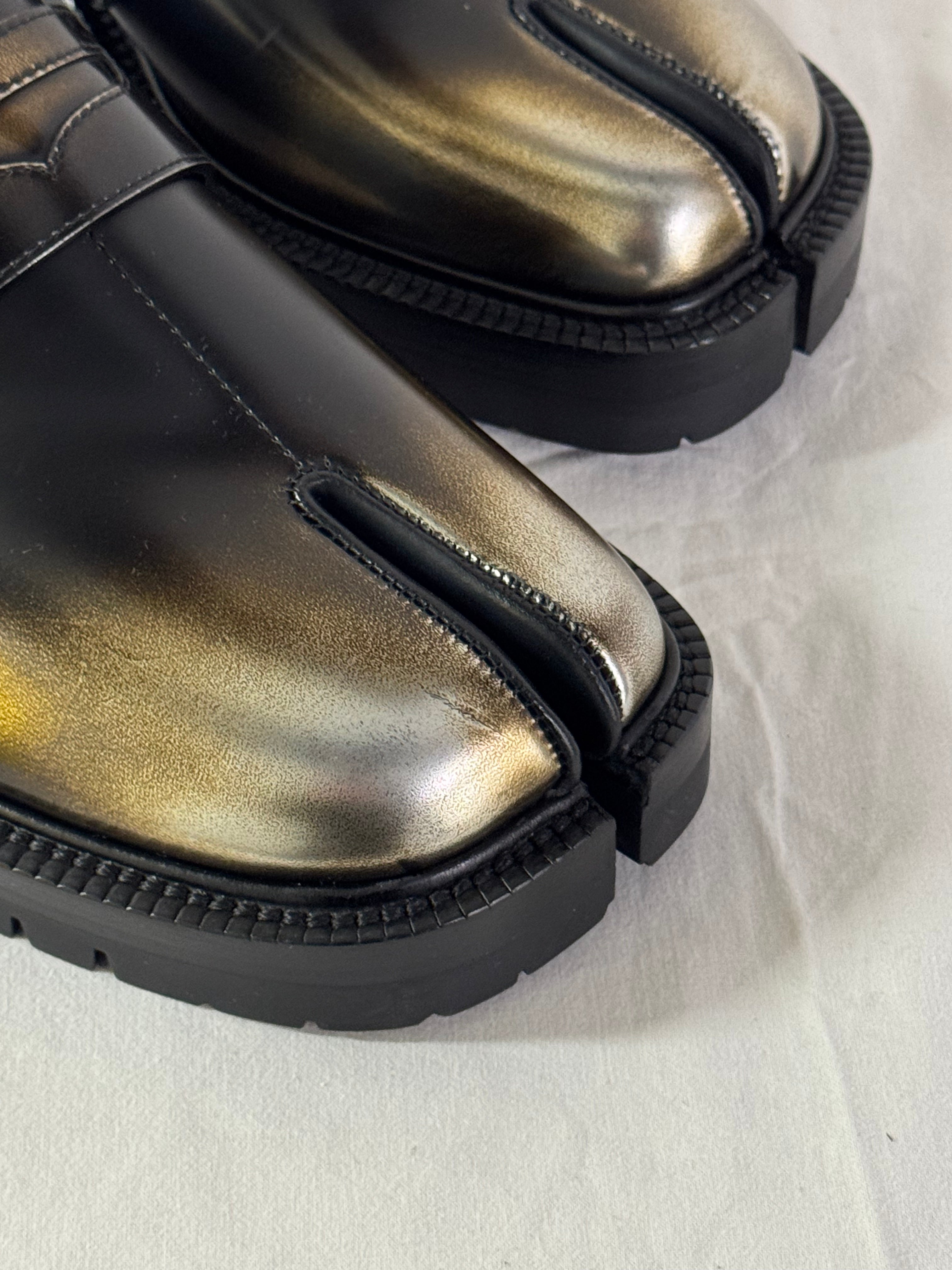 Tabi Platform Loafers Metallic / Black