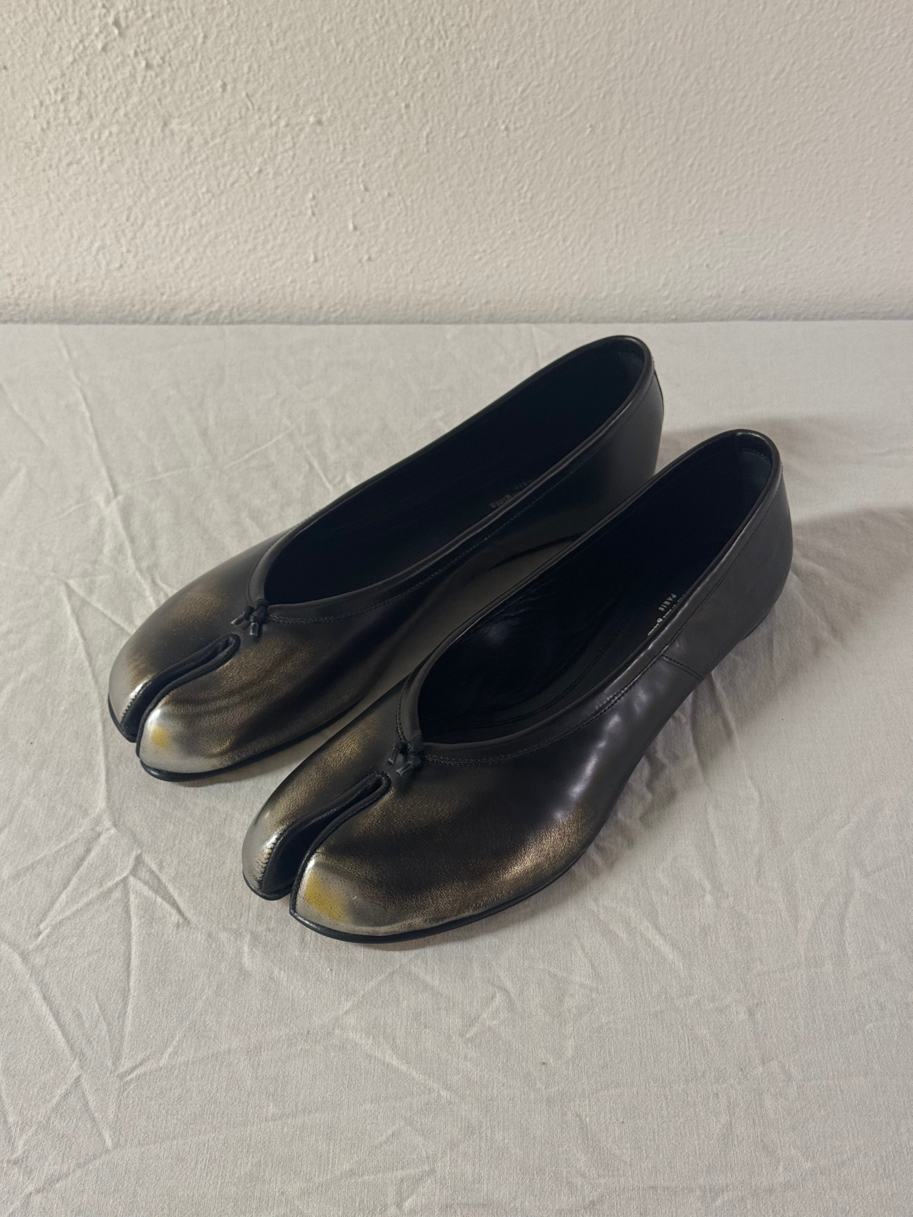 Tabi Ballet Flat Metallic / Black