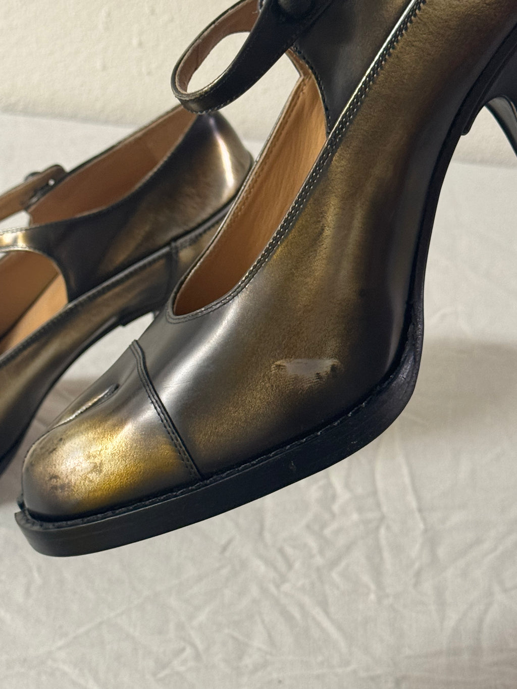 Tabi Bourgeoise Heels Metallic / Black