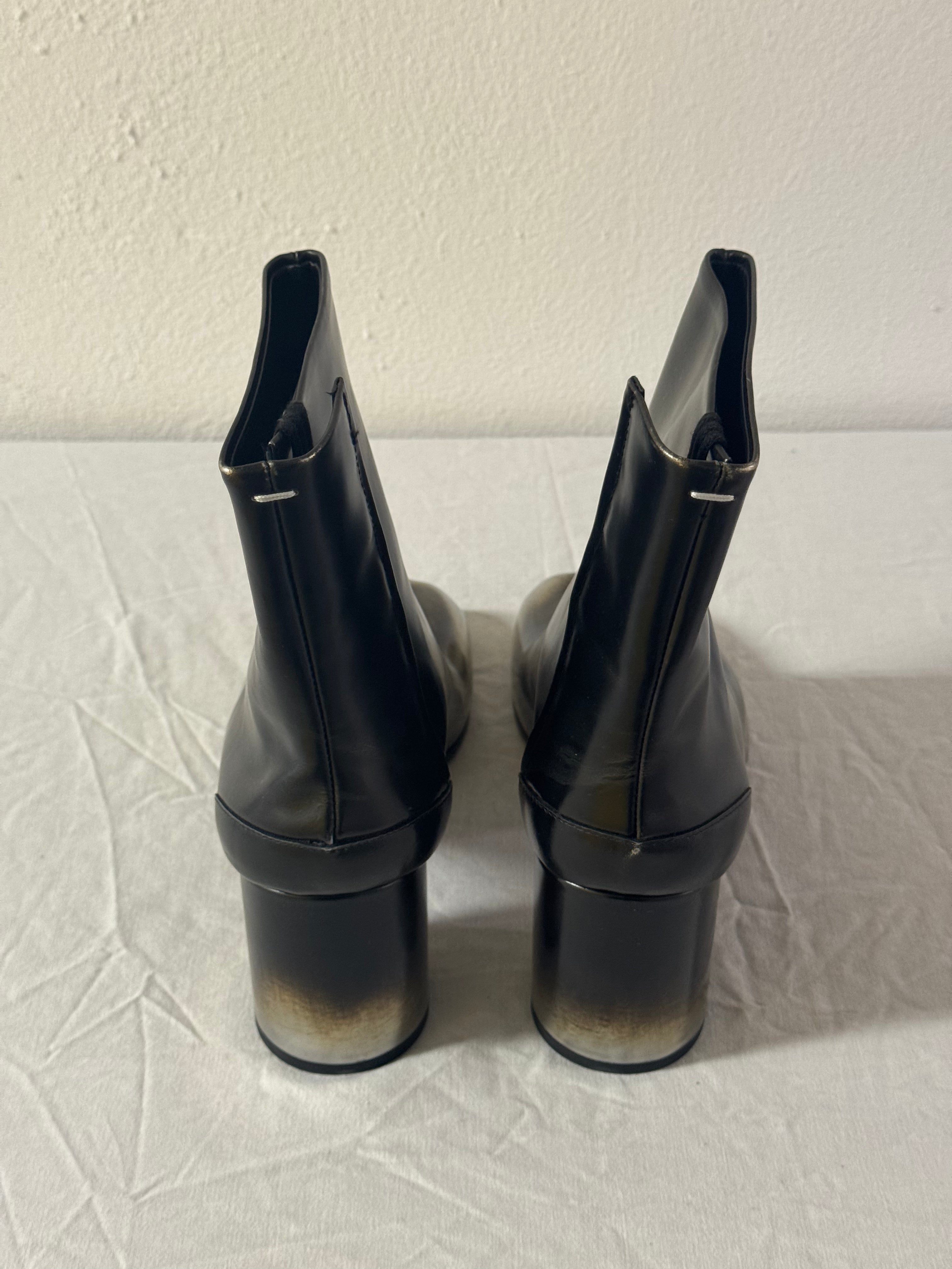 Tabi Ankle Boots Metallic / Black