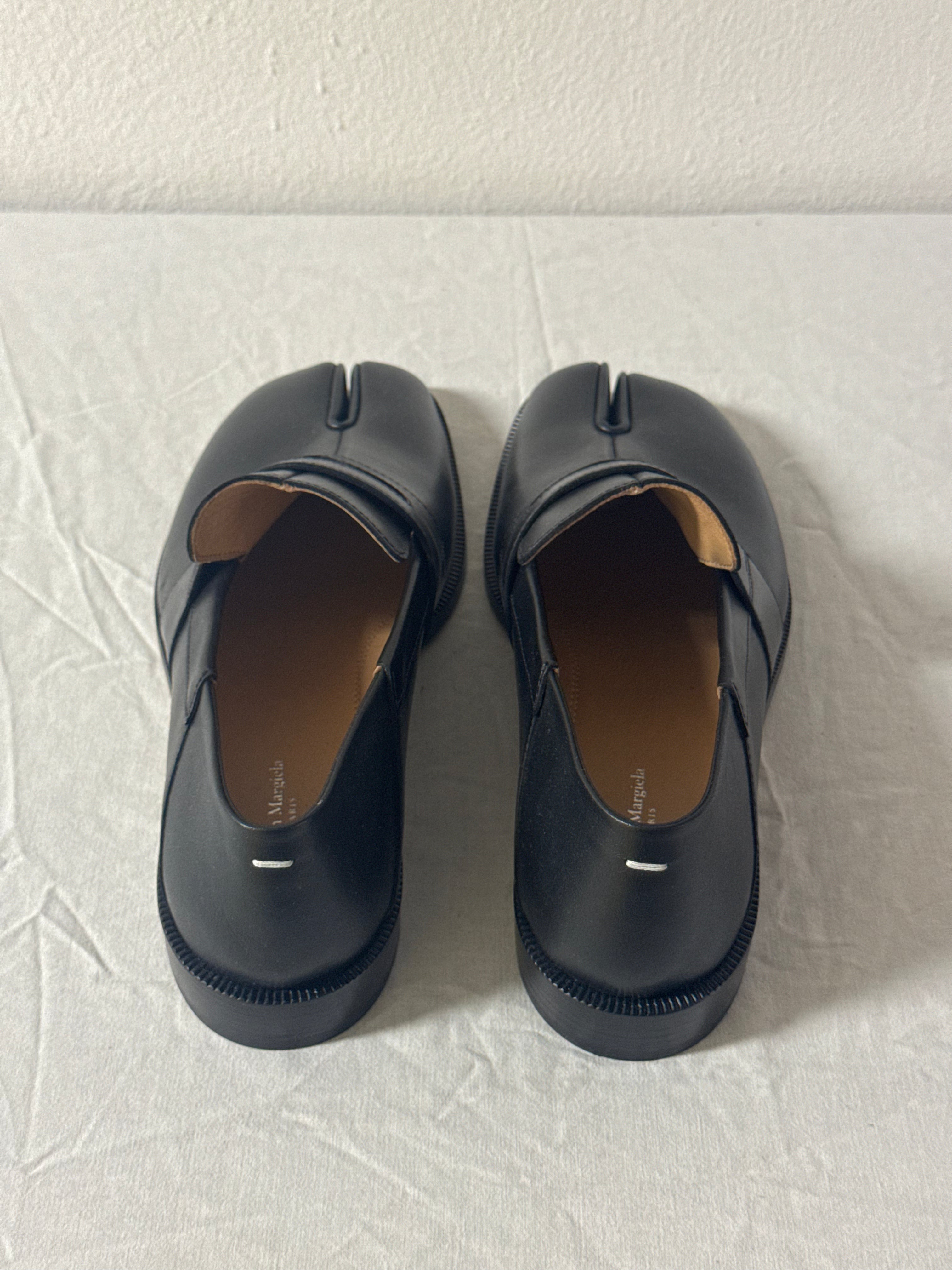 Tabi Classic Foldable Loafers Black