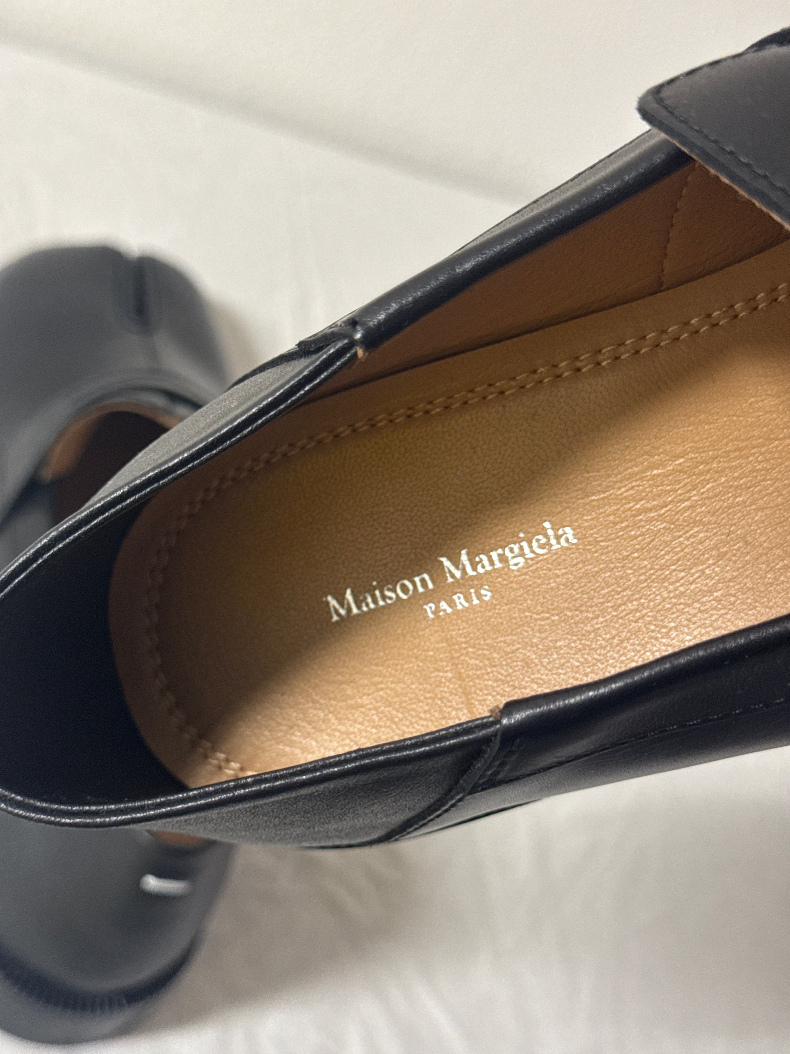 Tabi Classic Foldable Loafers Black