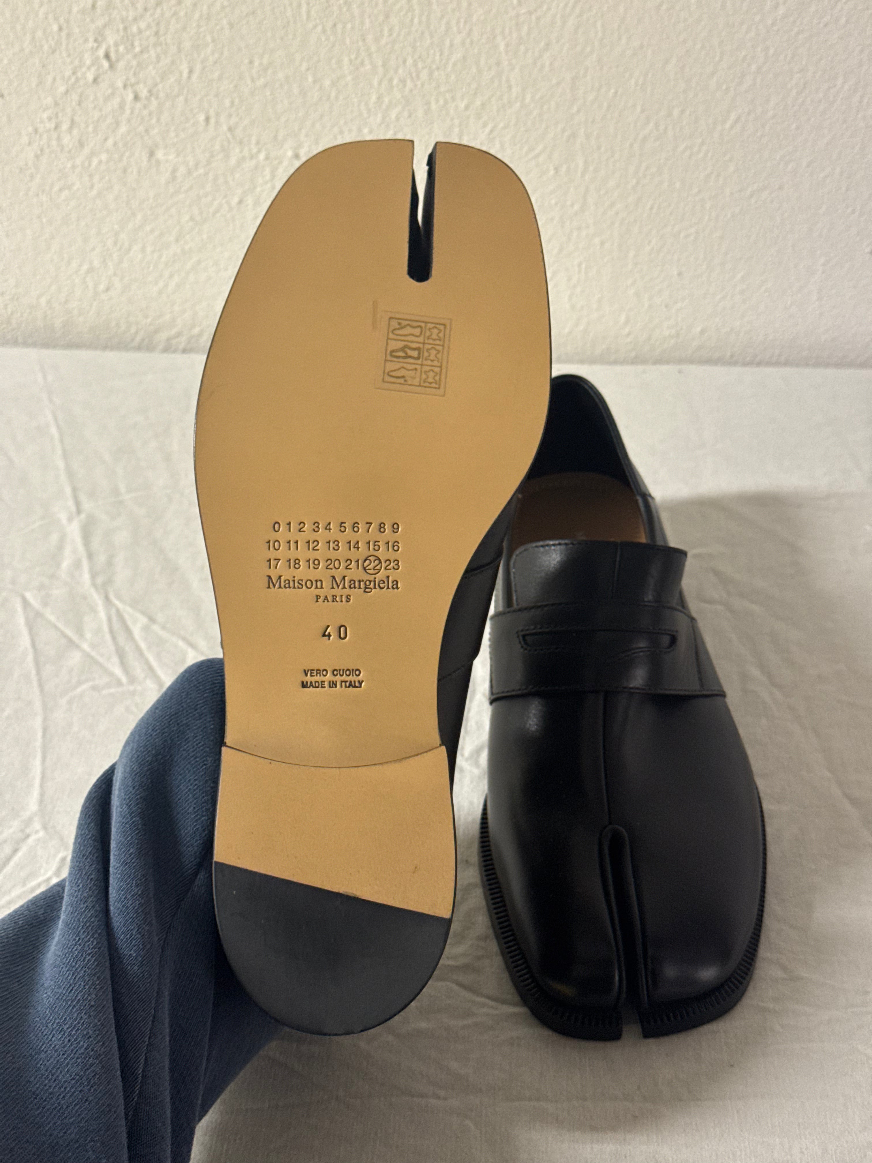 Tabi Classic Foldable Loafers Black