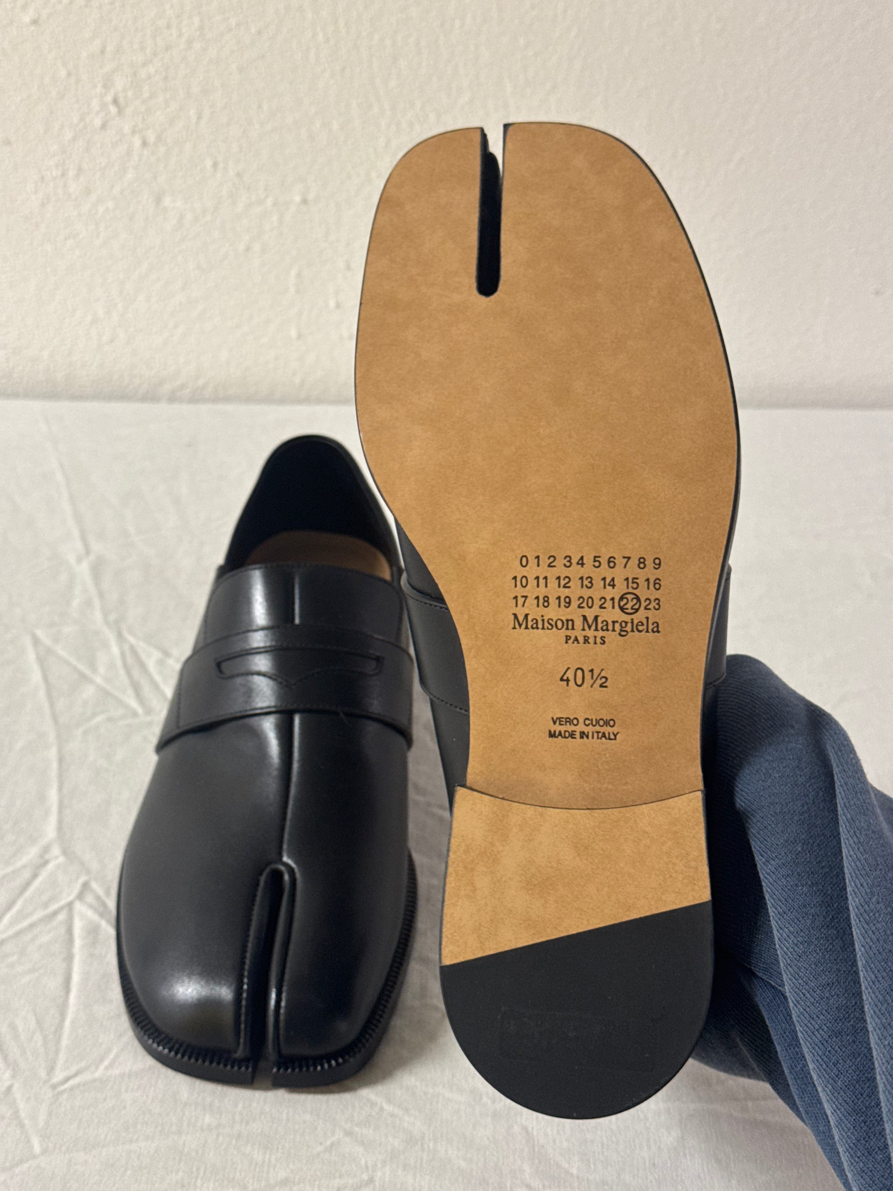 Tabi Classic Foldable Loafers Black