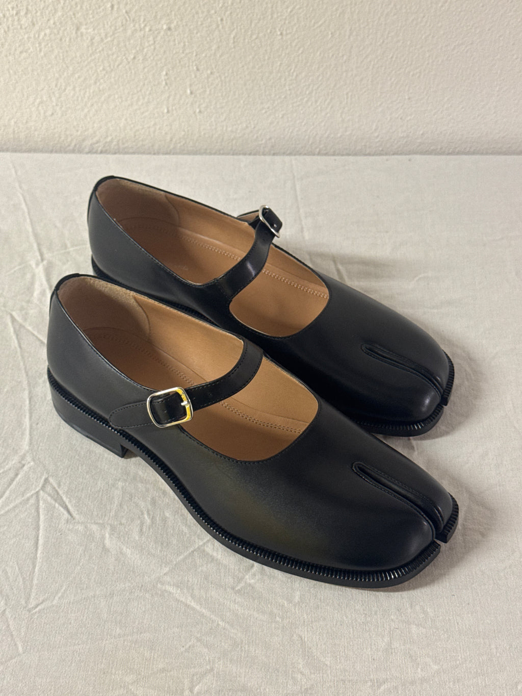 Tabi Mary Jane Chasseurs Black
