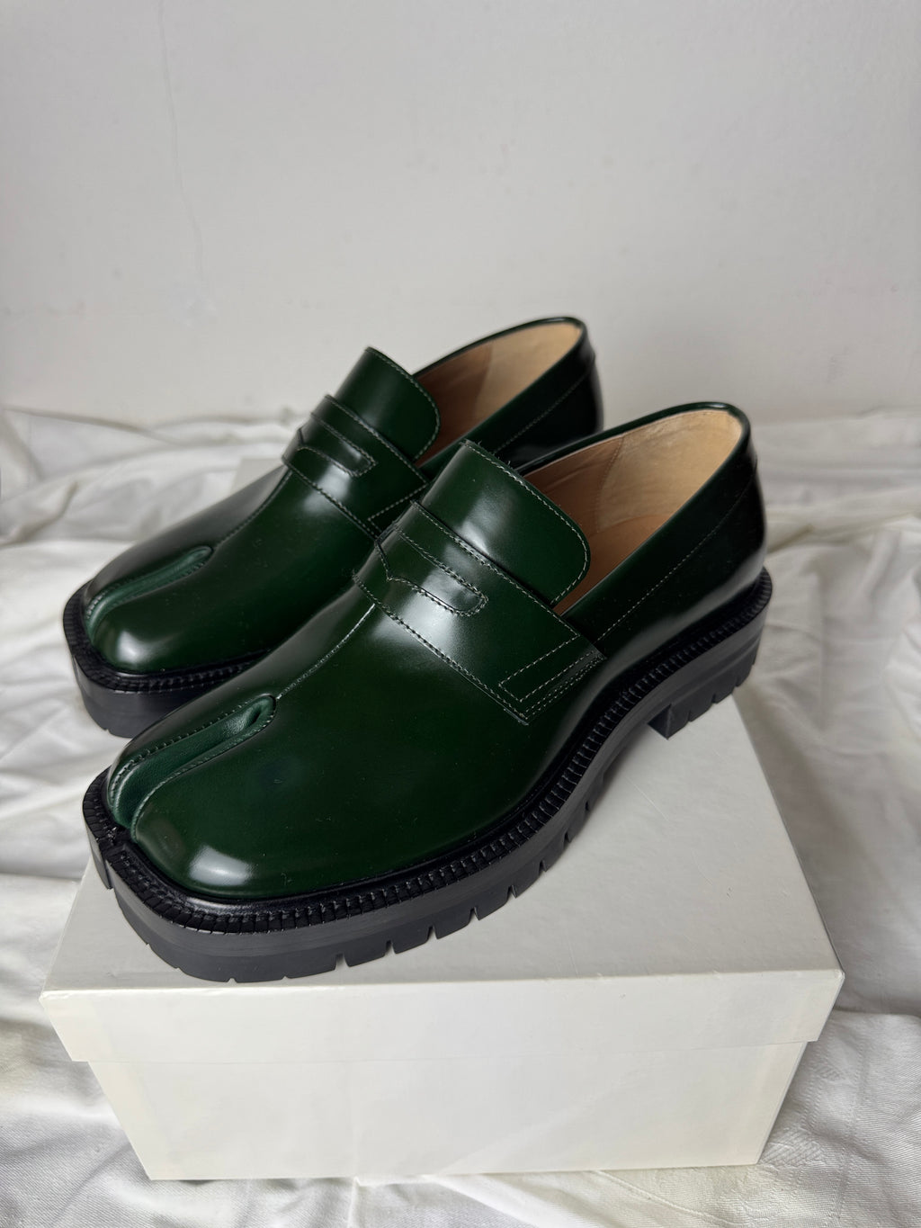 Tabi Platform Loafers Green / Black