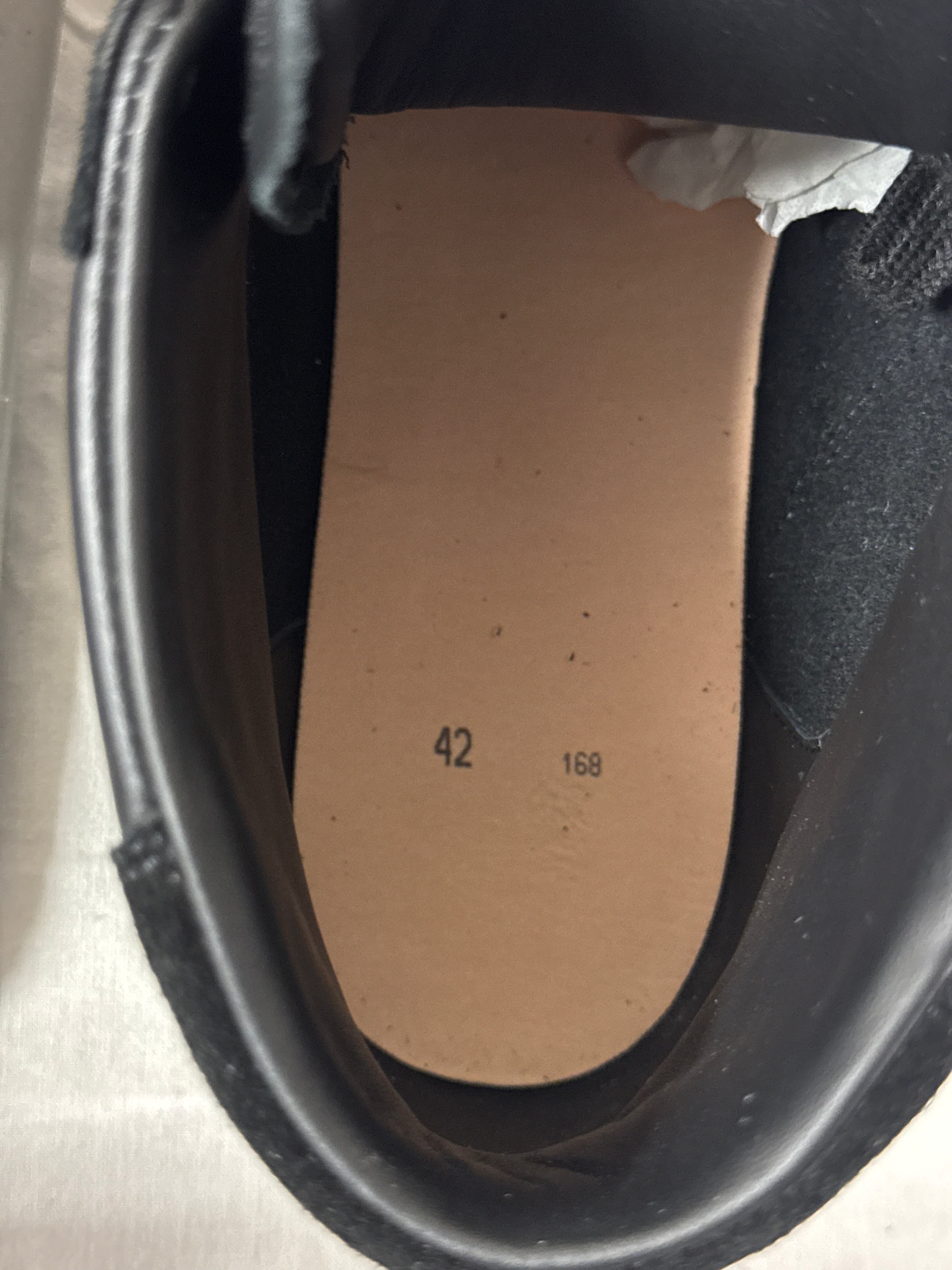 REPLICA GAT High-Top Sneakers Black / Black