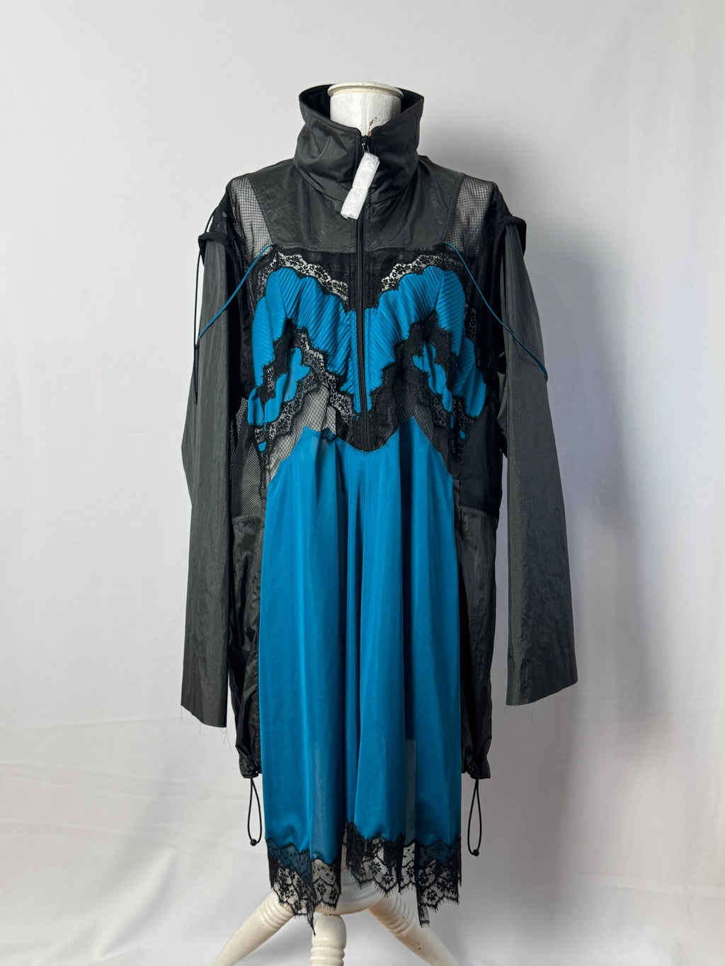 FW2018 Runway Lingerie Tech Overcoat Black / Blue