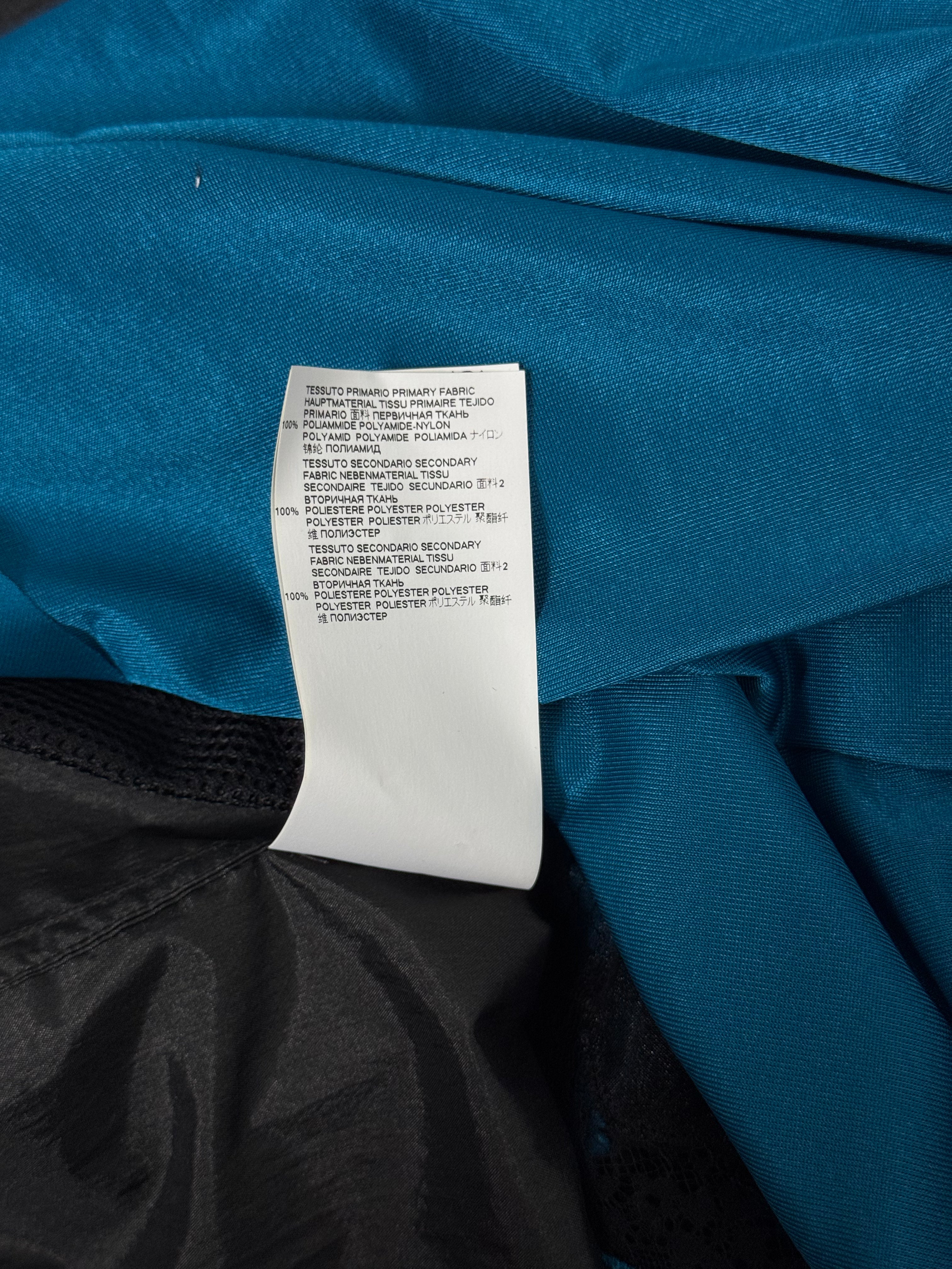 FW2018 Runway Lingerie Tech Overcoat Black / Blue