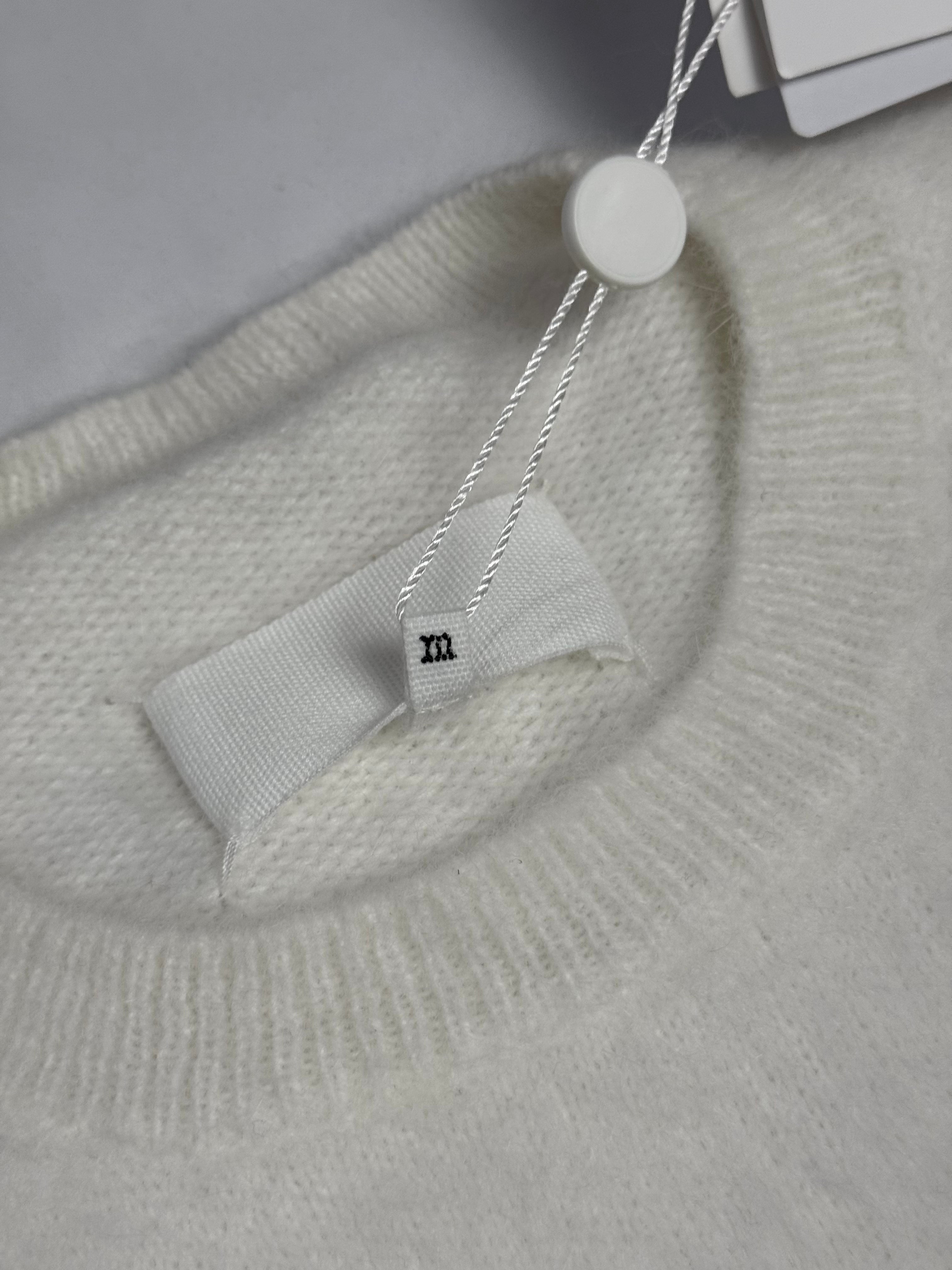 FW2023 Runway Knit Top White