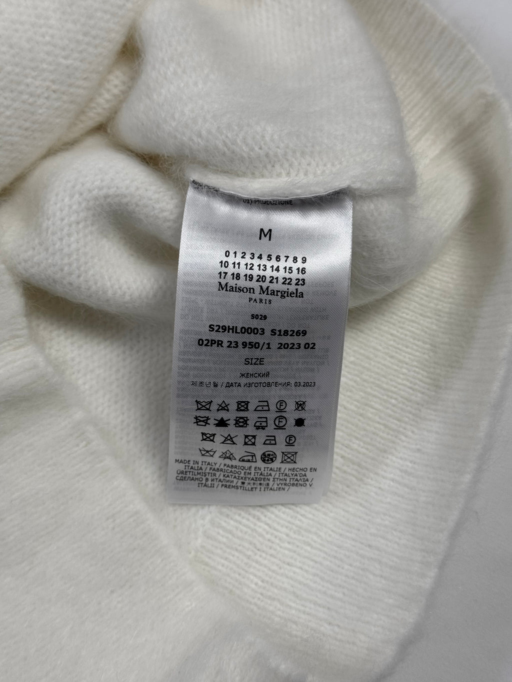 FW2023 Runway Knit Top White