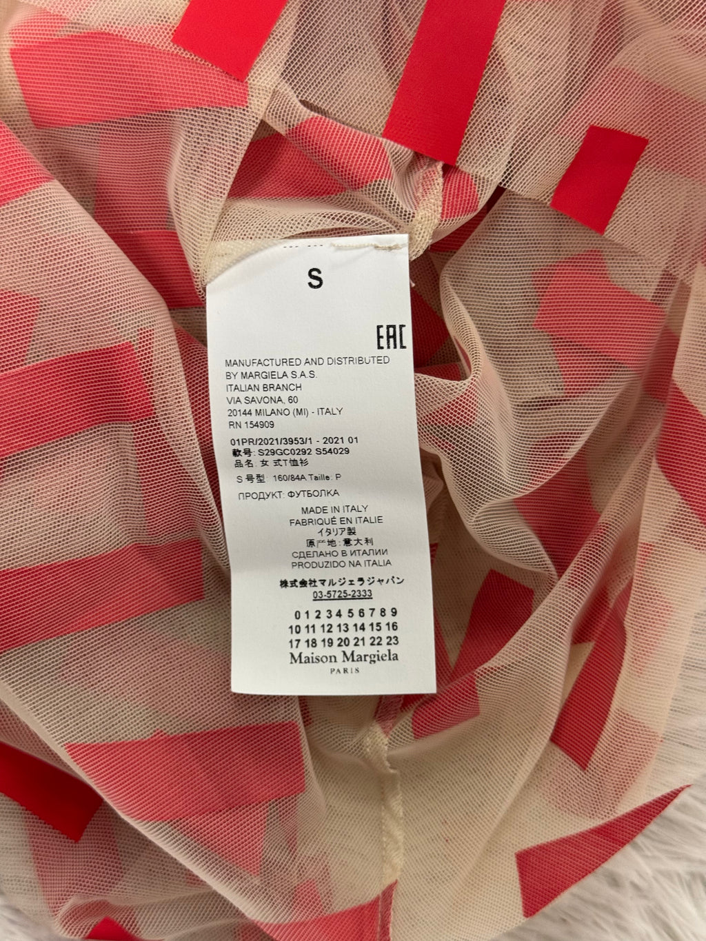 SS2021 Runway Transparent Top Red
